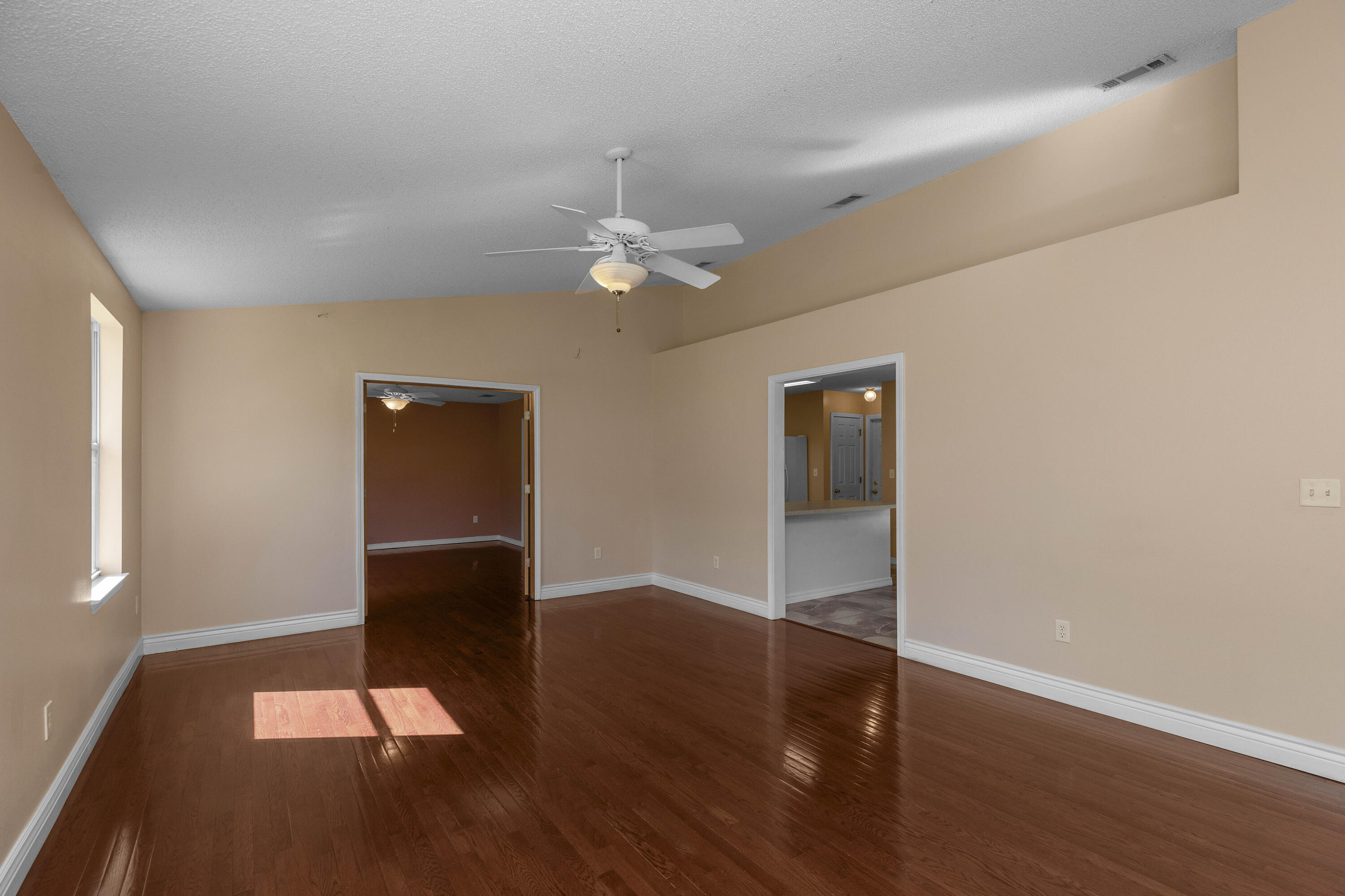 NORTHVIEW ESTATES 7TH ADDN - Residential