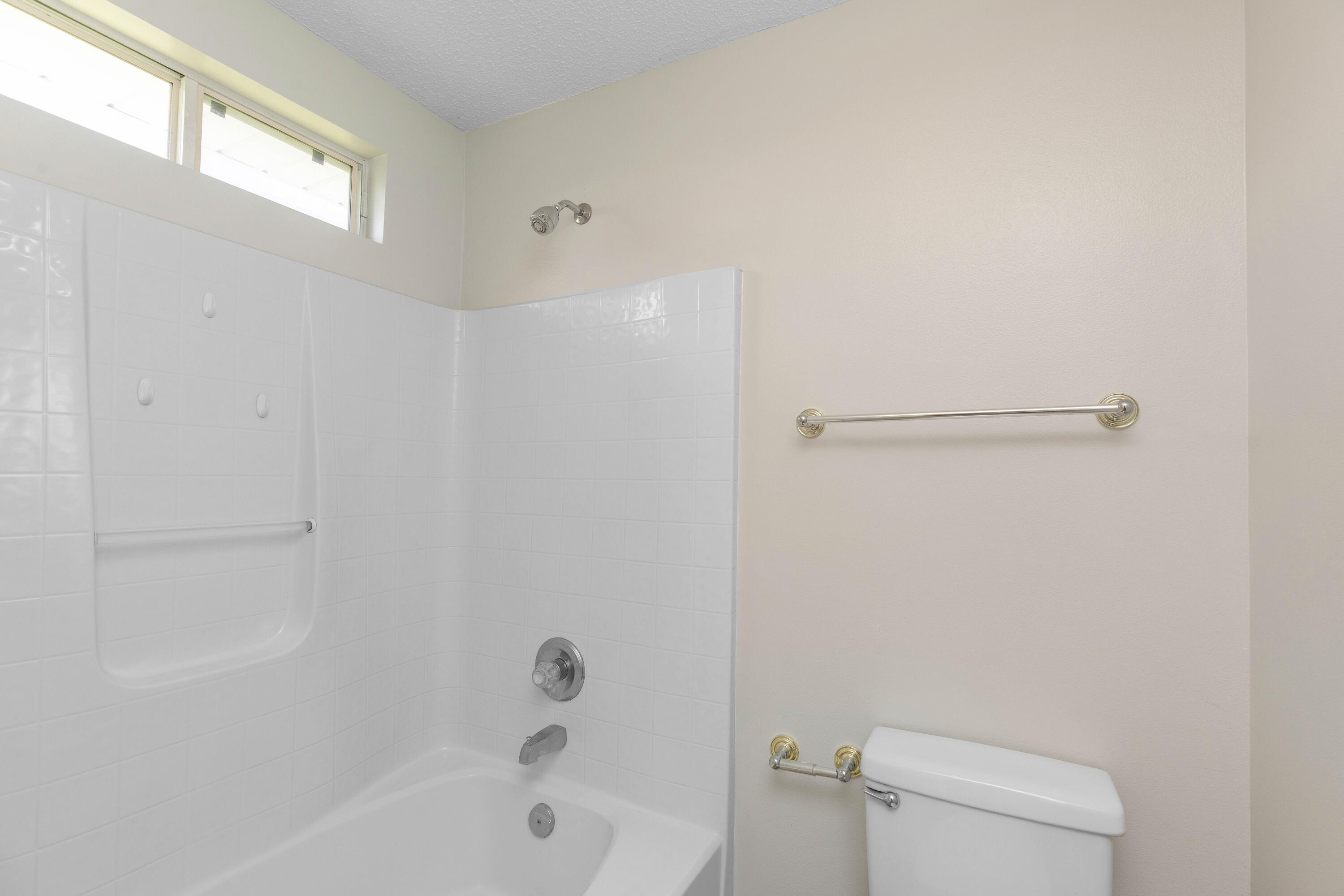 NORTHVIEW ESTATES 7TH ADDN - Residential