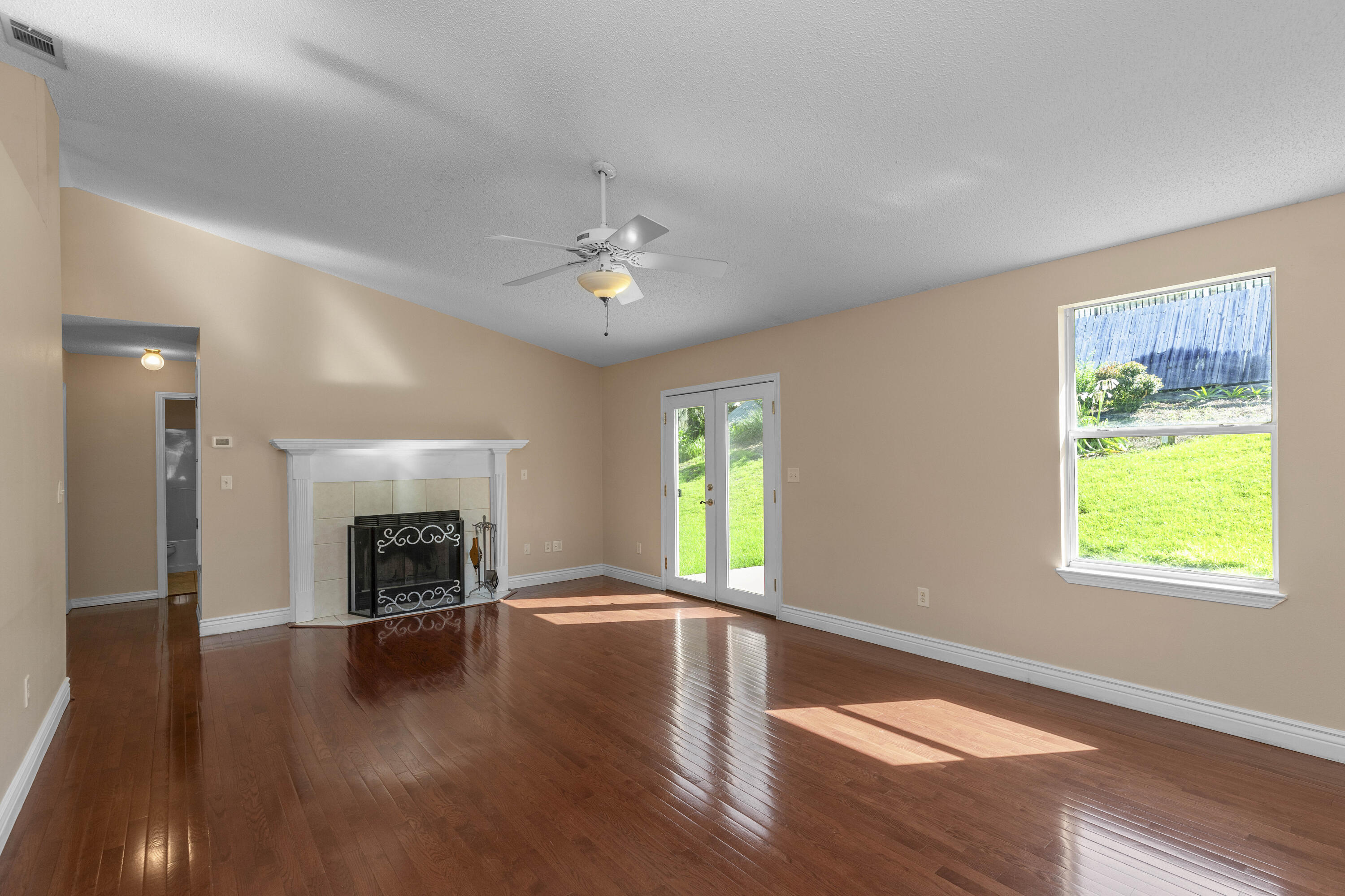 NORTHVIEW ESTATES 7TH ADDN - Residential