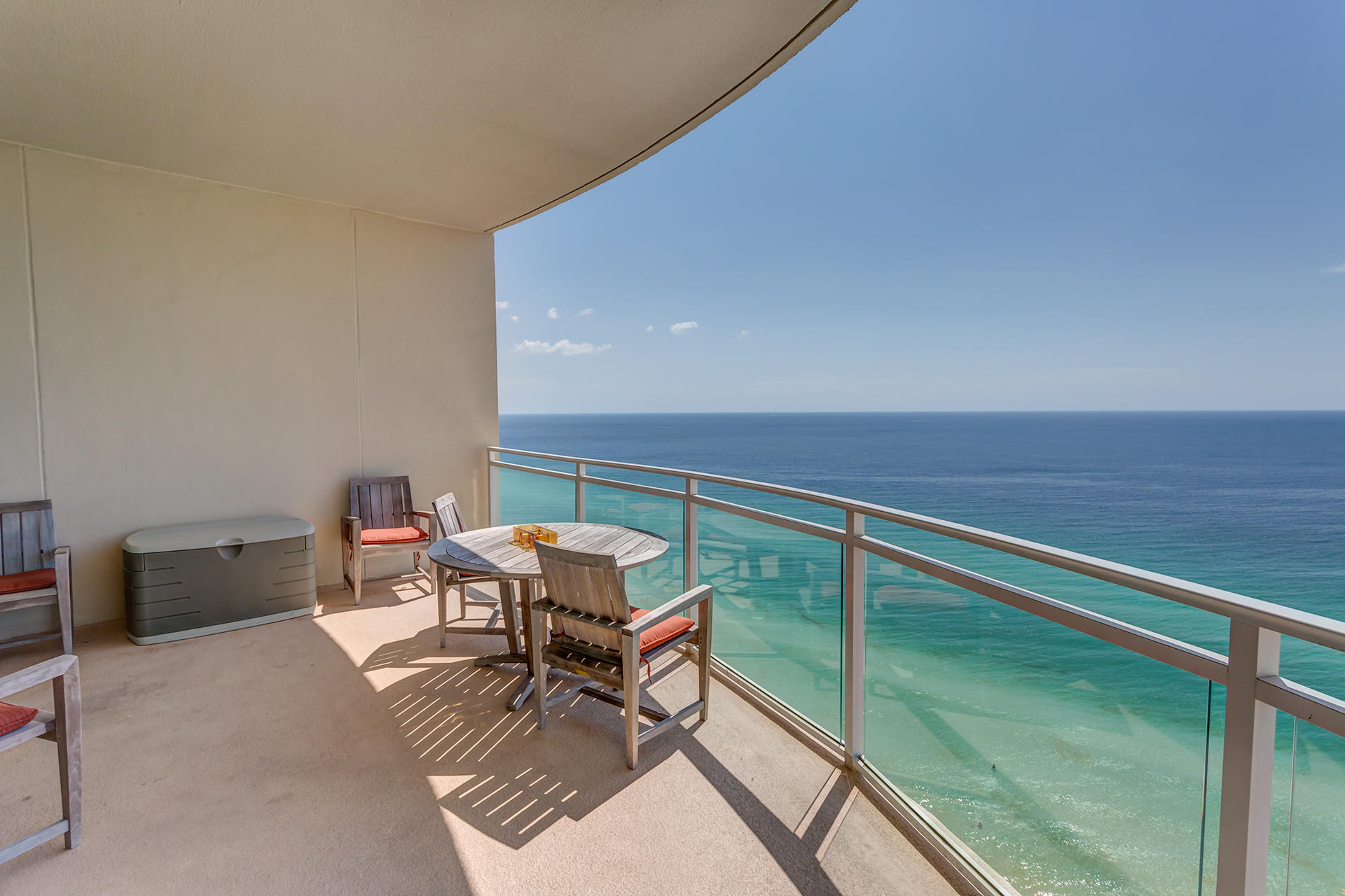 AQUA Beachside Resort - Residential