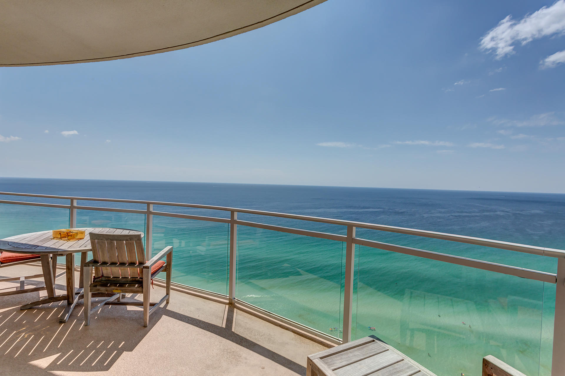 AQUA Beachside Resort - Residential