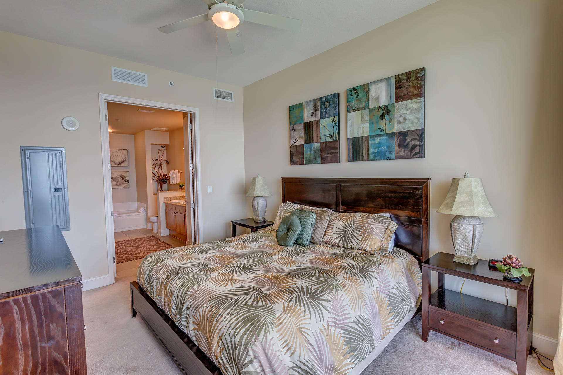 AQUA Beachside Resort - Residential