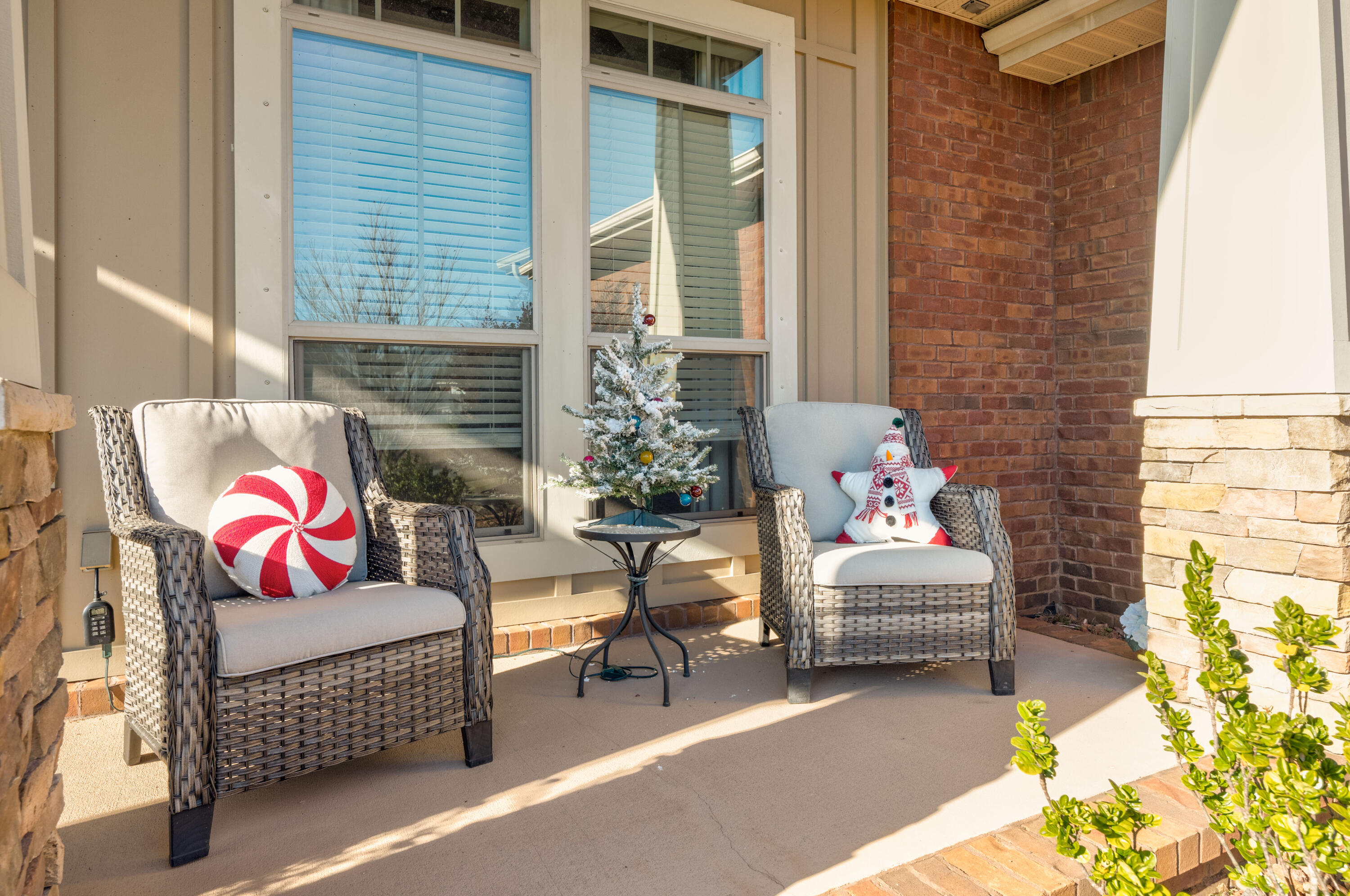 LAURELWOOD ESTATES - Residential