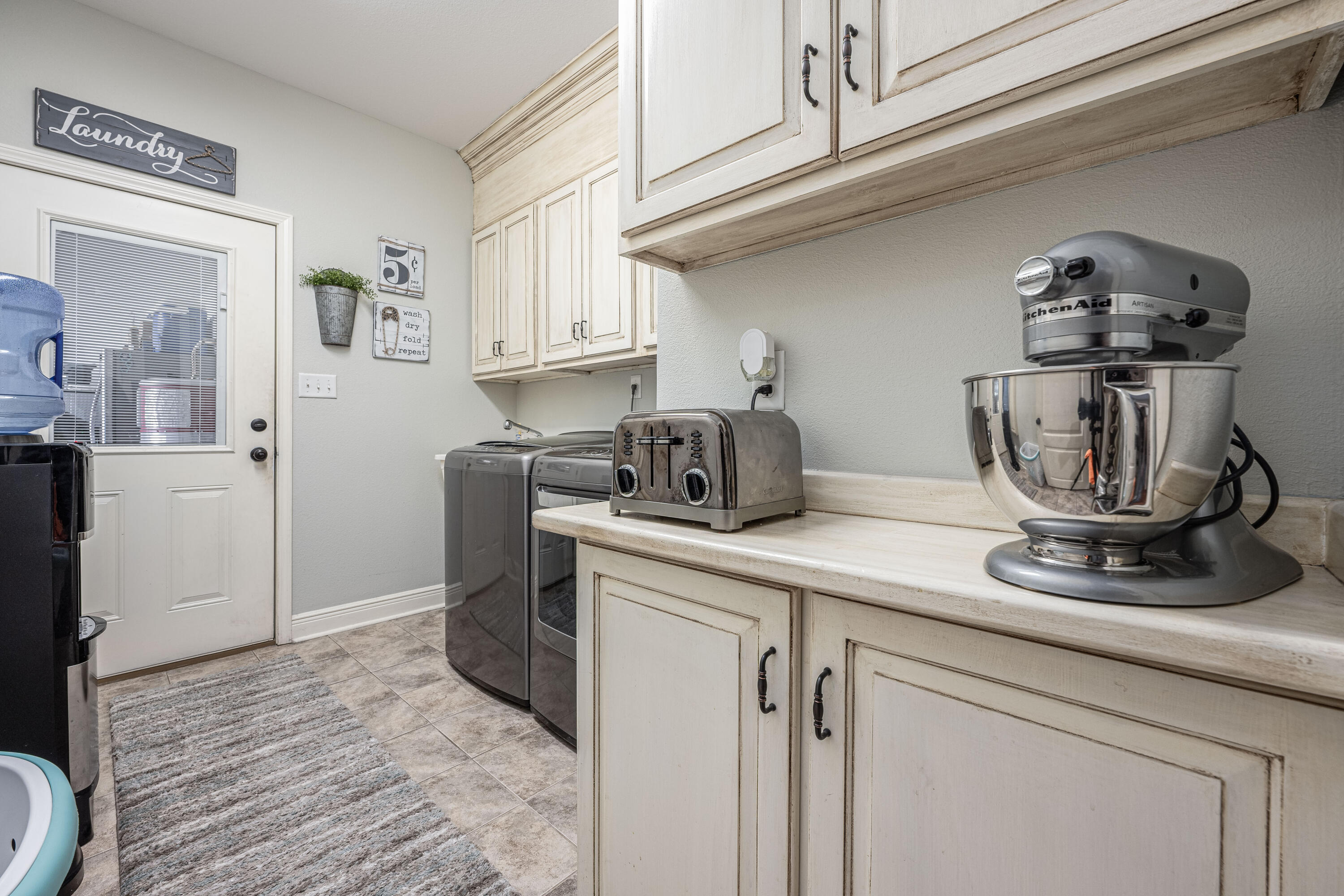 LAURELWOOD ESTATES - Residential