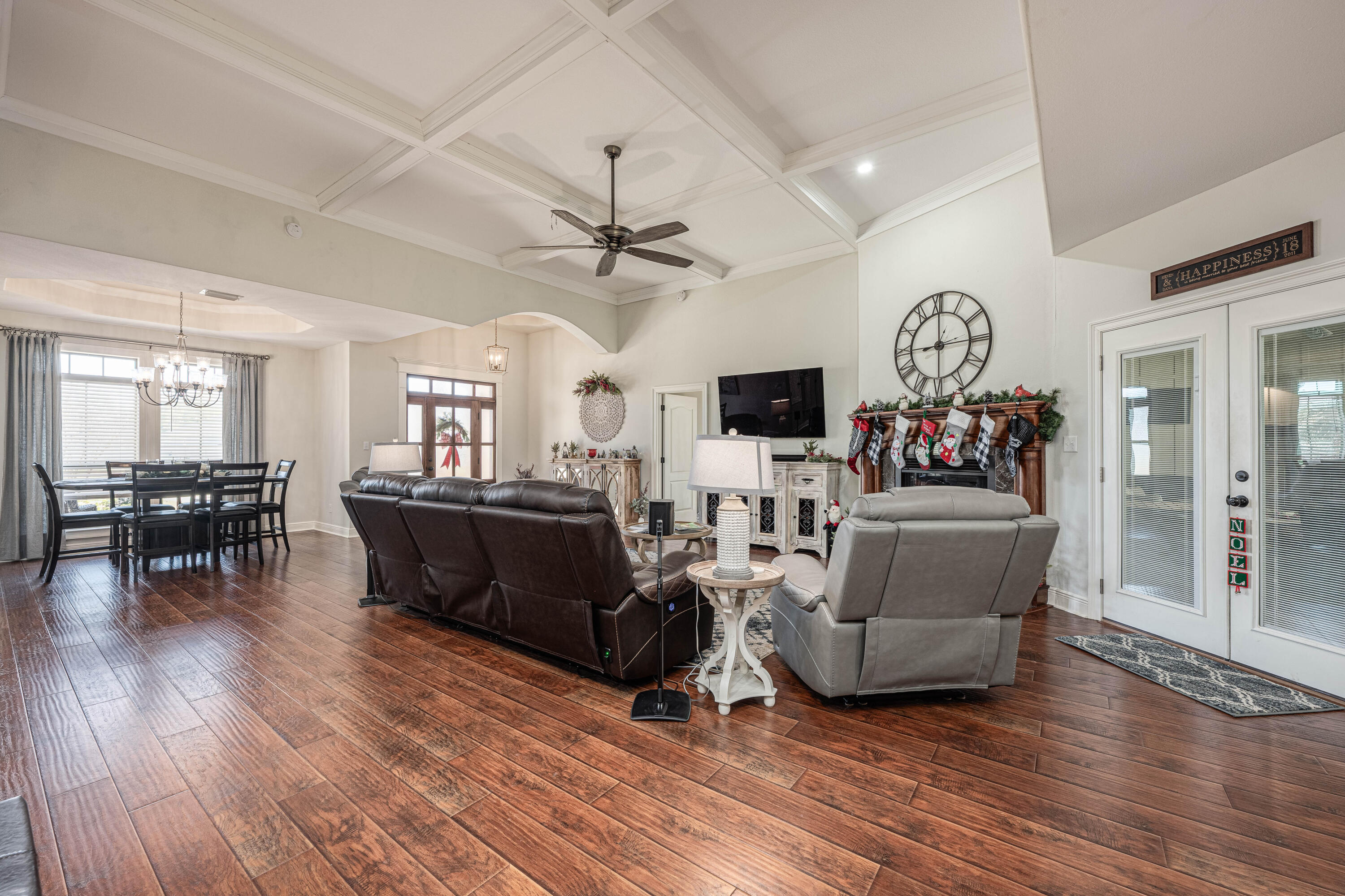 LAURELWOOD ESTATES - Residential