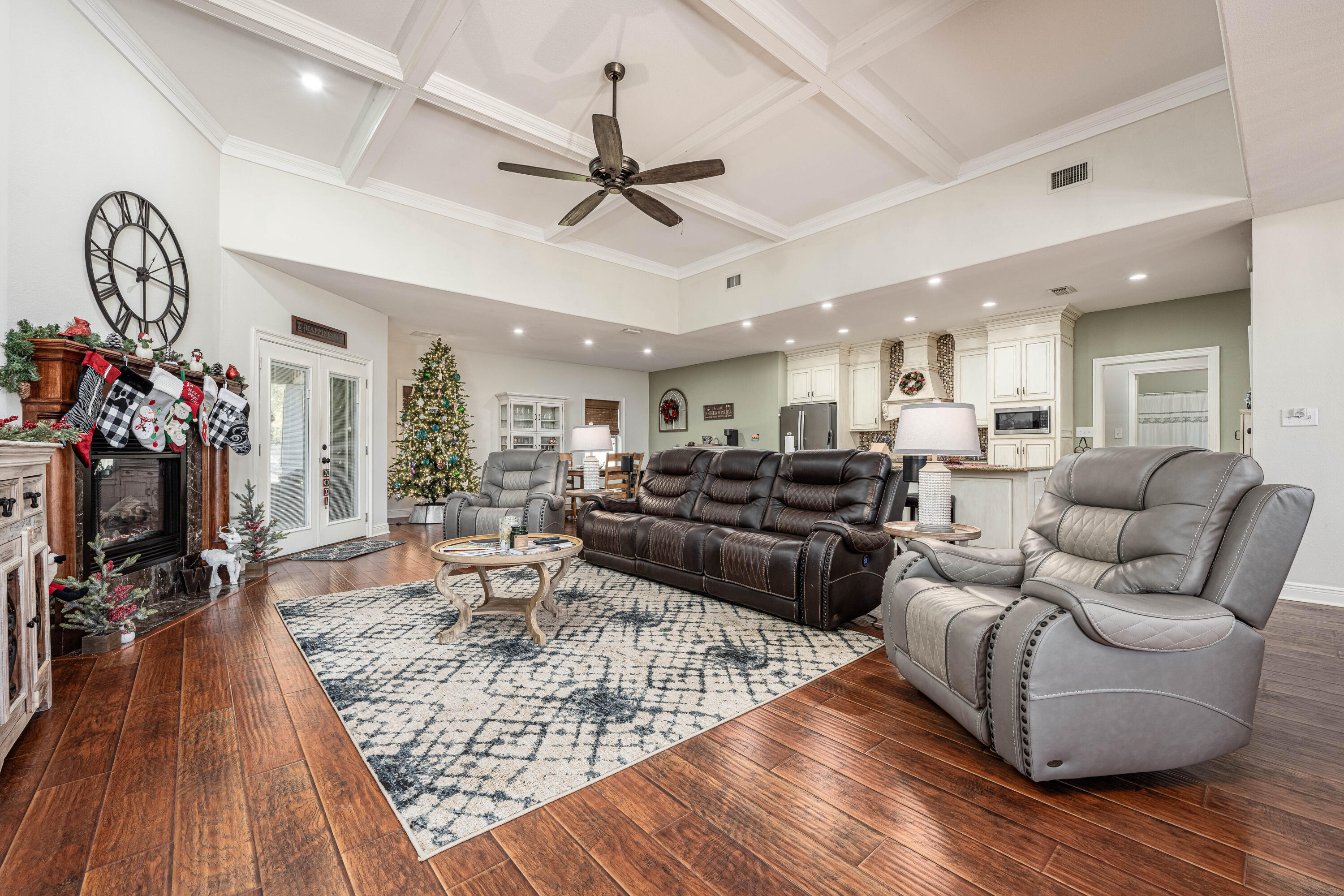 LAURELWOOD ESTATES - Residential