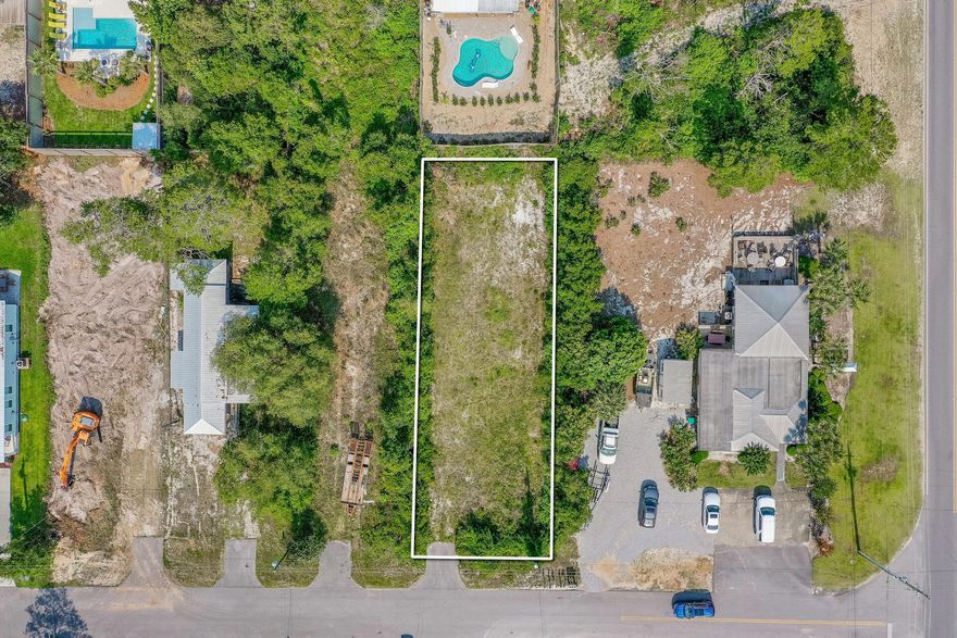 Located close to the beach access at Eastern Lake(& a new public access with parking is coming soon)  This is a great opportunity to build your dream home!