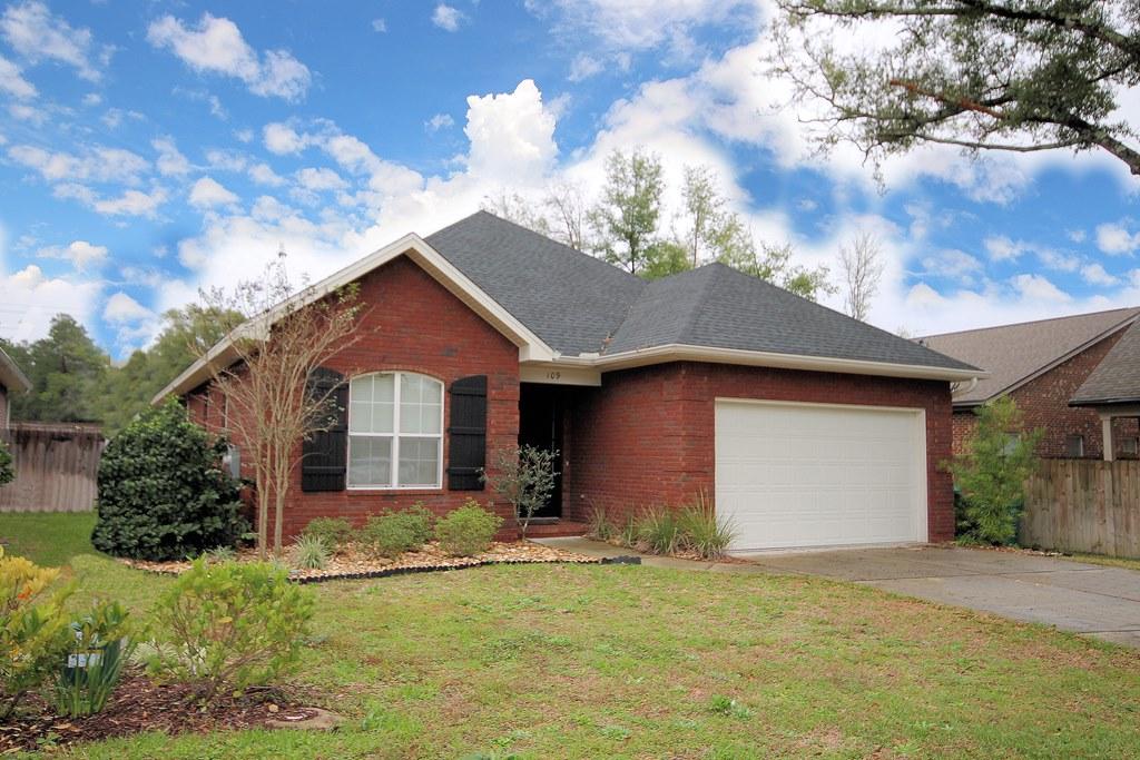 Welcome home to Arrowhead, one of the newest communities located in the heart of Niceville! This better than new Huff built home is MOVE IN READY for you. When you enter this home, you will fall in love with the open floorplan accented by wide planked hardwood floors and 9' ceilings accented by crown molding. The family room, dining room and kitchen flow together to create a very open and airy floor plan. The kitchen offers rich wood cabinets, granite countertops, LG stainless steel appliances as well as an oversized breakfast bar. The master suite features a luxurious bath and the two additional bedrooms share a convenient Jack-n-Jill bath. Additional noteworthy features include: walk in closets in every room, oversized laundry room, powder room, sprinkler system, 2 car garage,