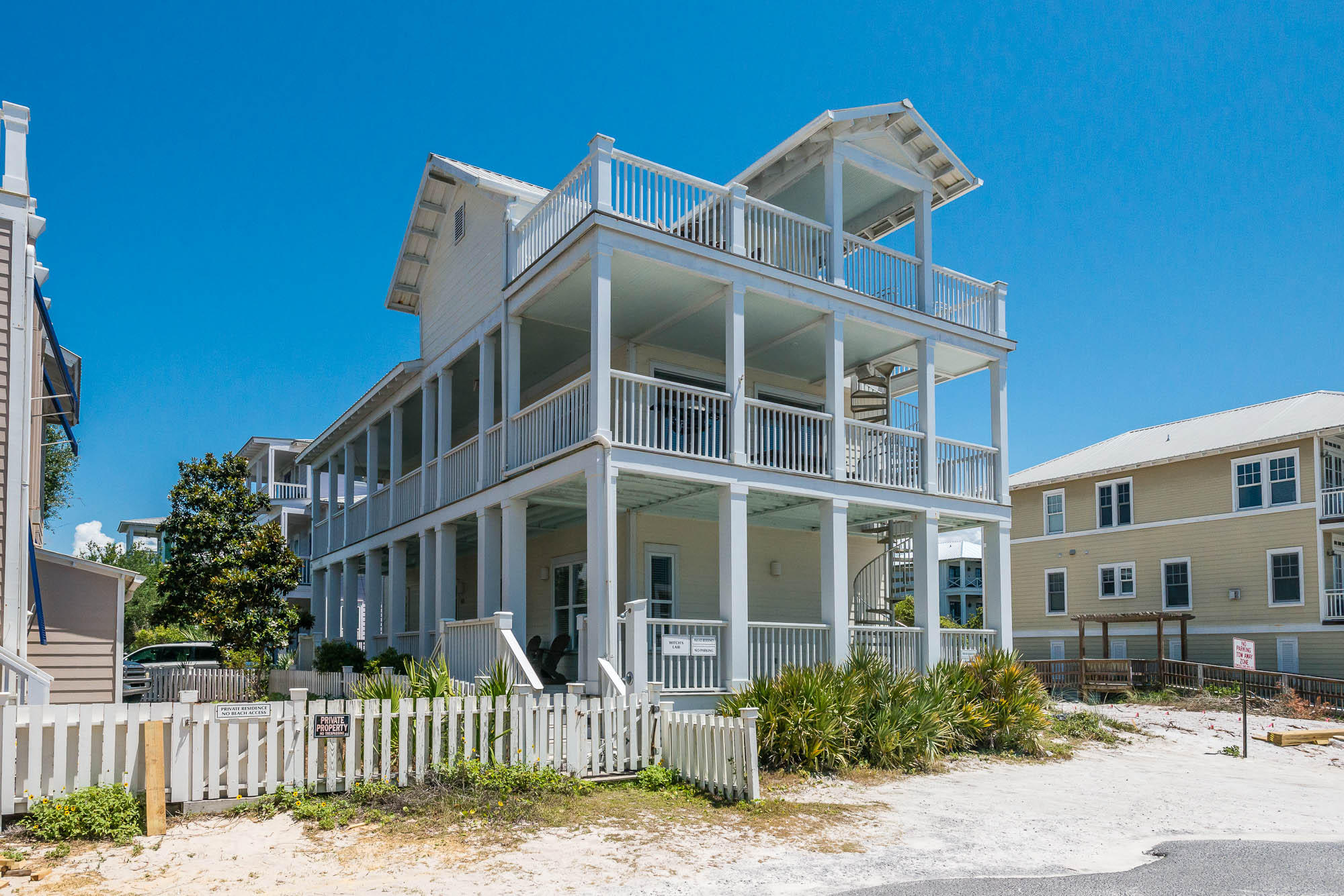 SUMMER'S EDGE - Residential