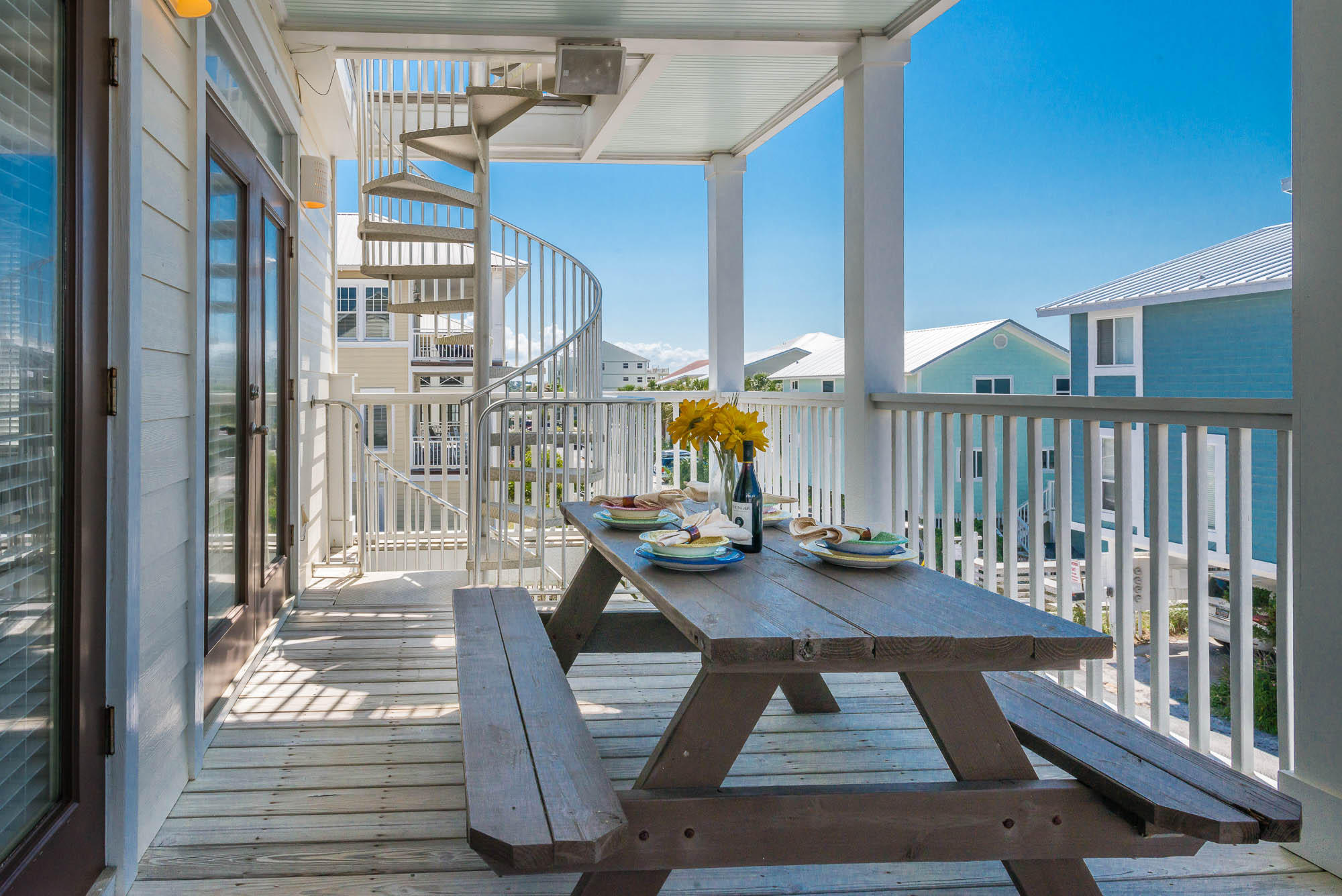 SUMMER'S EDGE - Residential