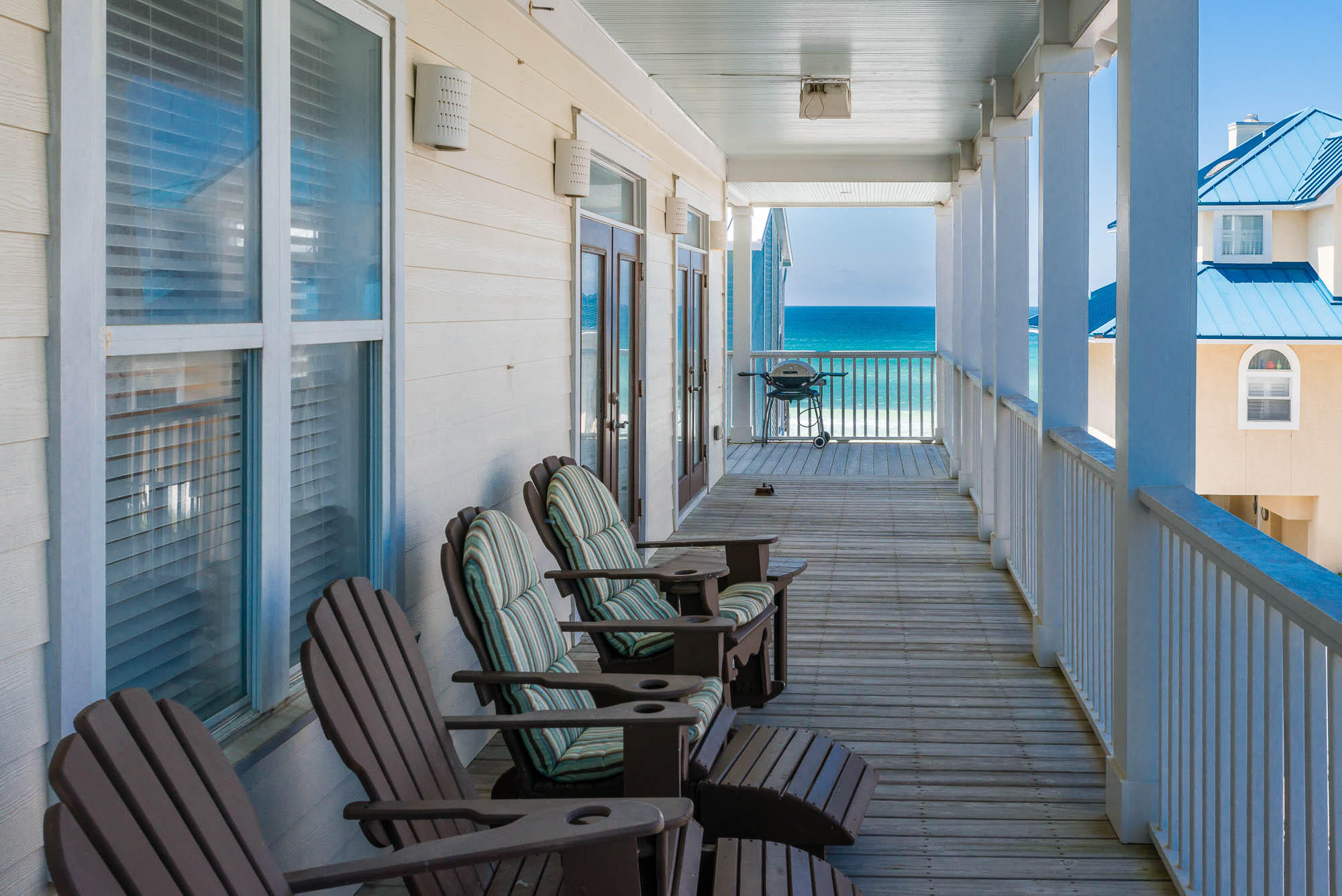 SUMMER'S EDGE - Residential