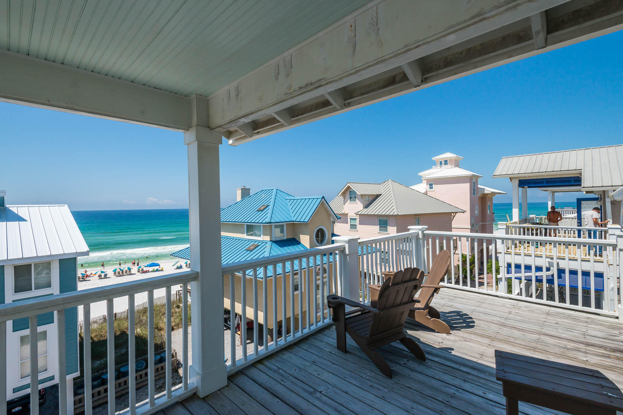 SUMMER'S EDGE - Residential