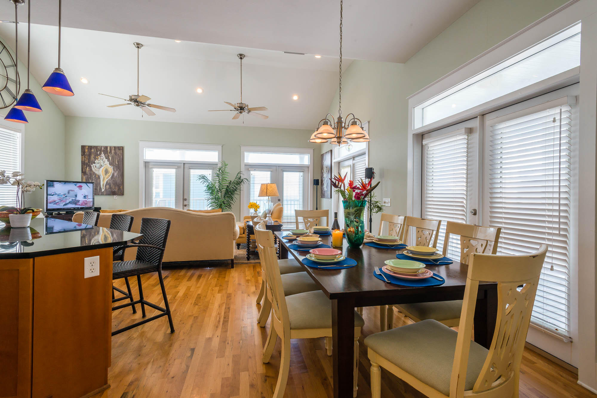 SUMMER'S EDGE - Residential