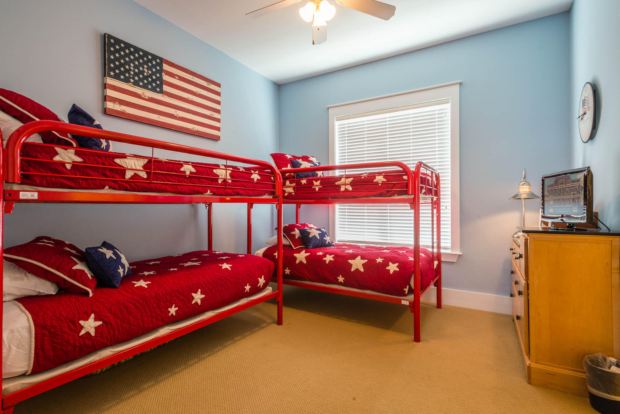 SUMMER'S EDGE - Residential