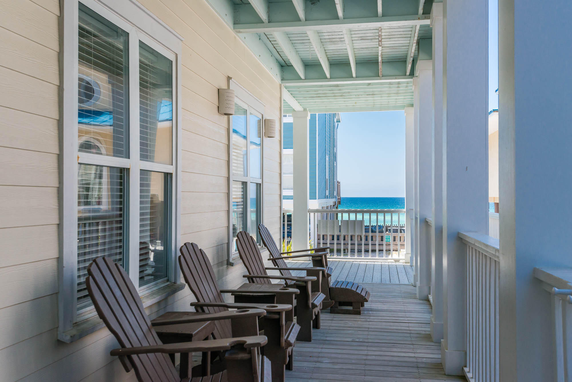 SUMMER'S EDGE - Residential