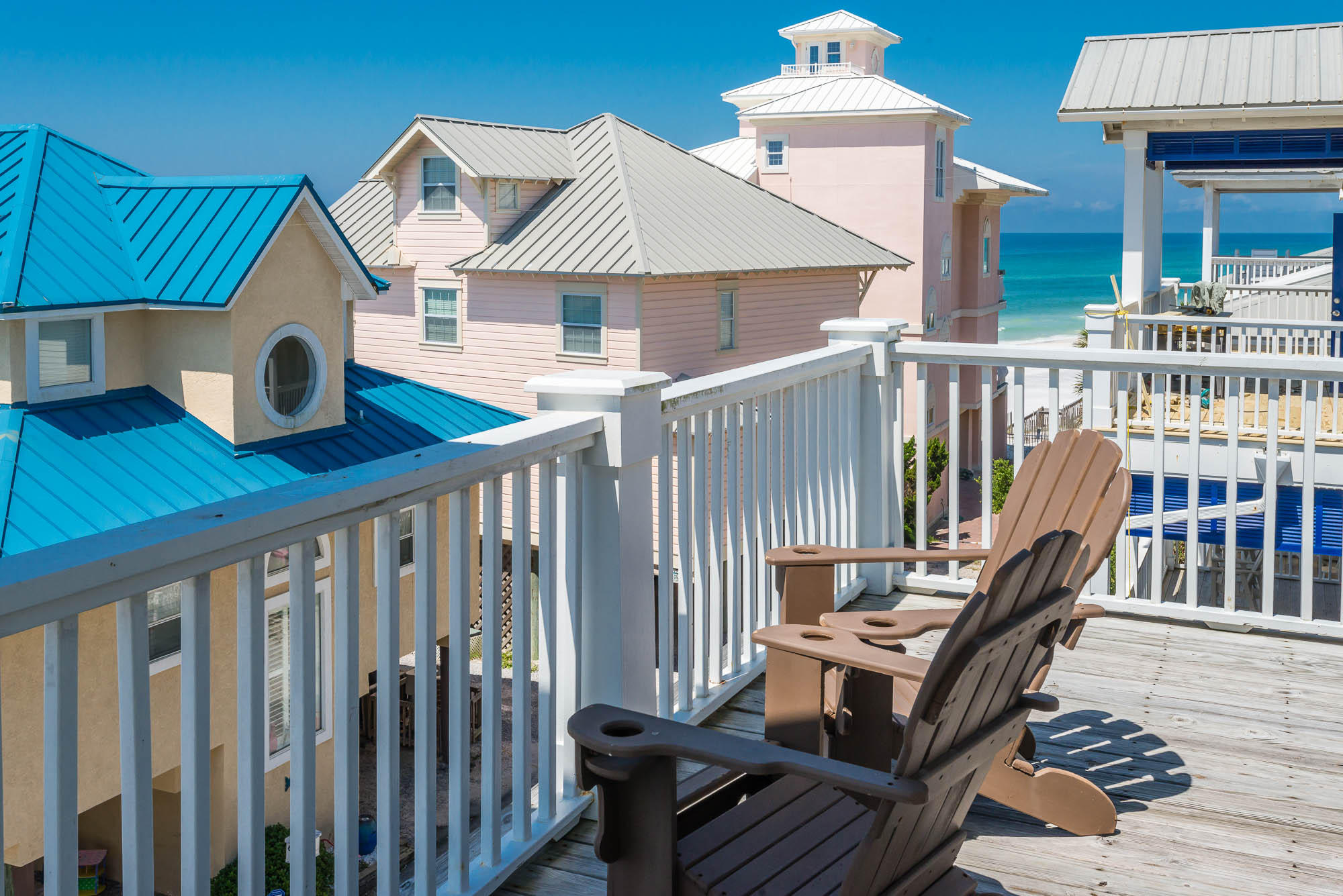 SUMMER'S EDGE - Residential