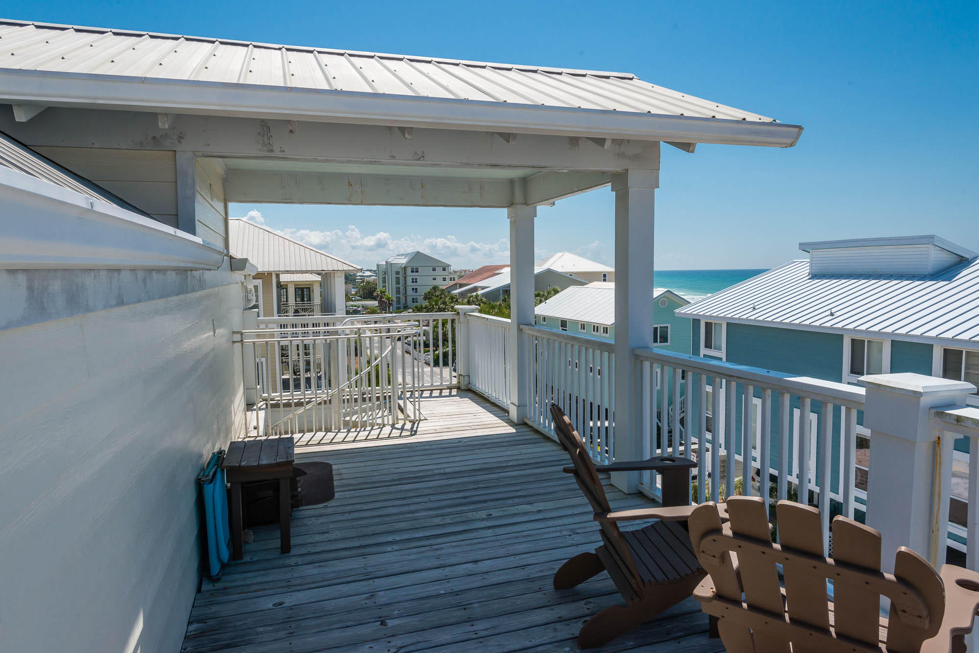 SUMMER'S EDGE - Residential