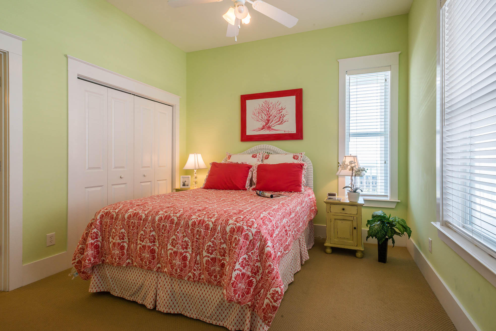 SUMMER'S EDGE - Residential