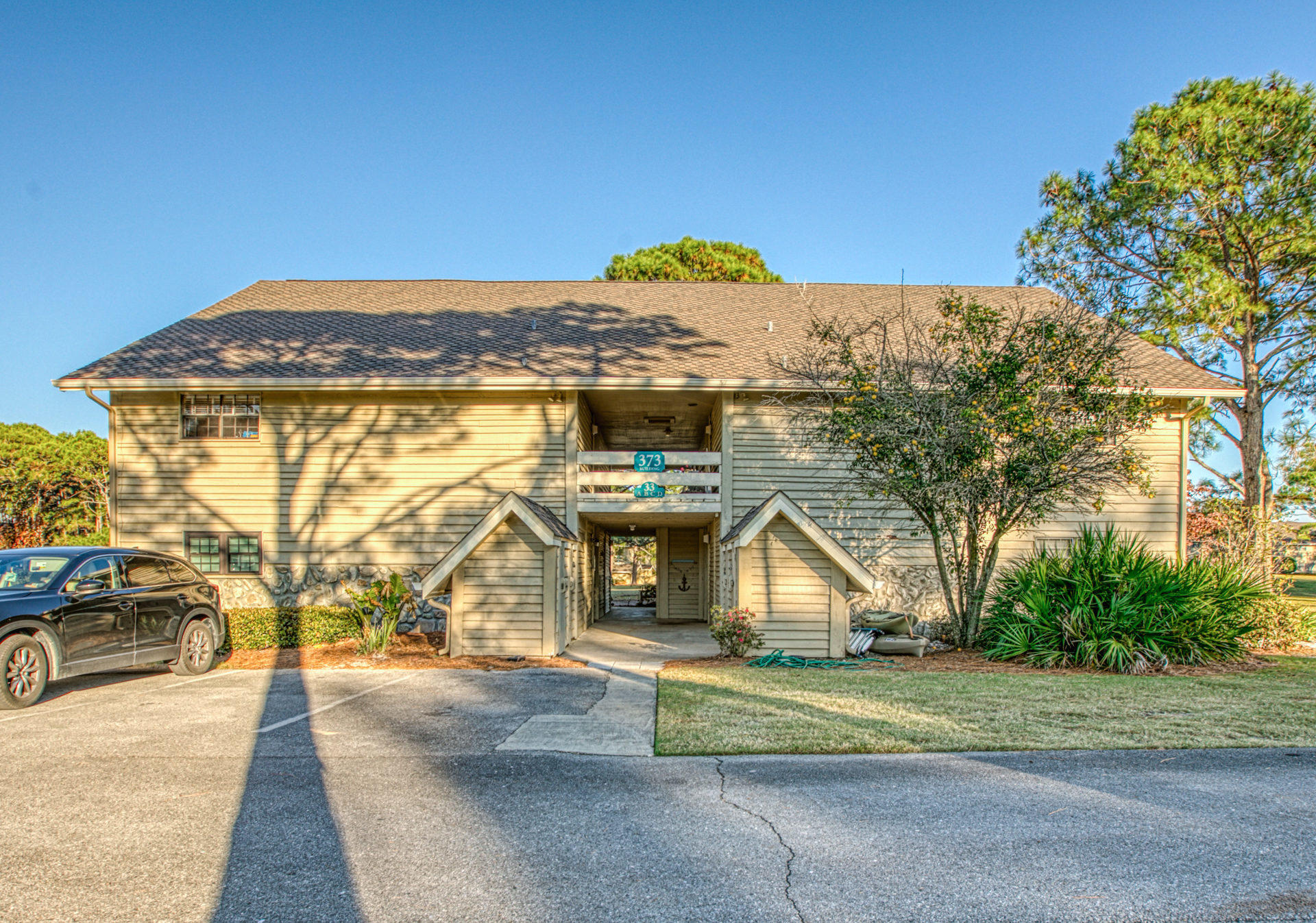 SEASCAPE CONDO GARDEN VILLA - Residential