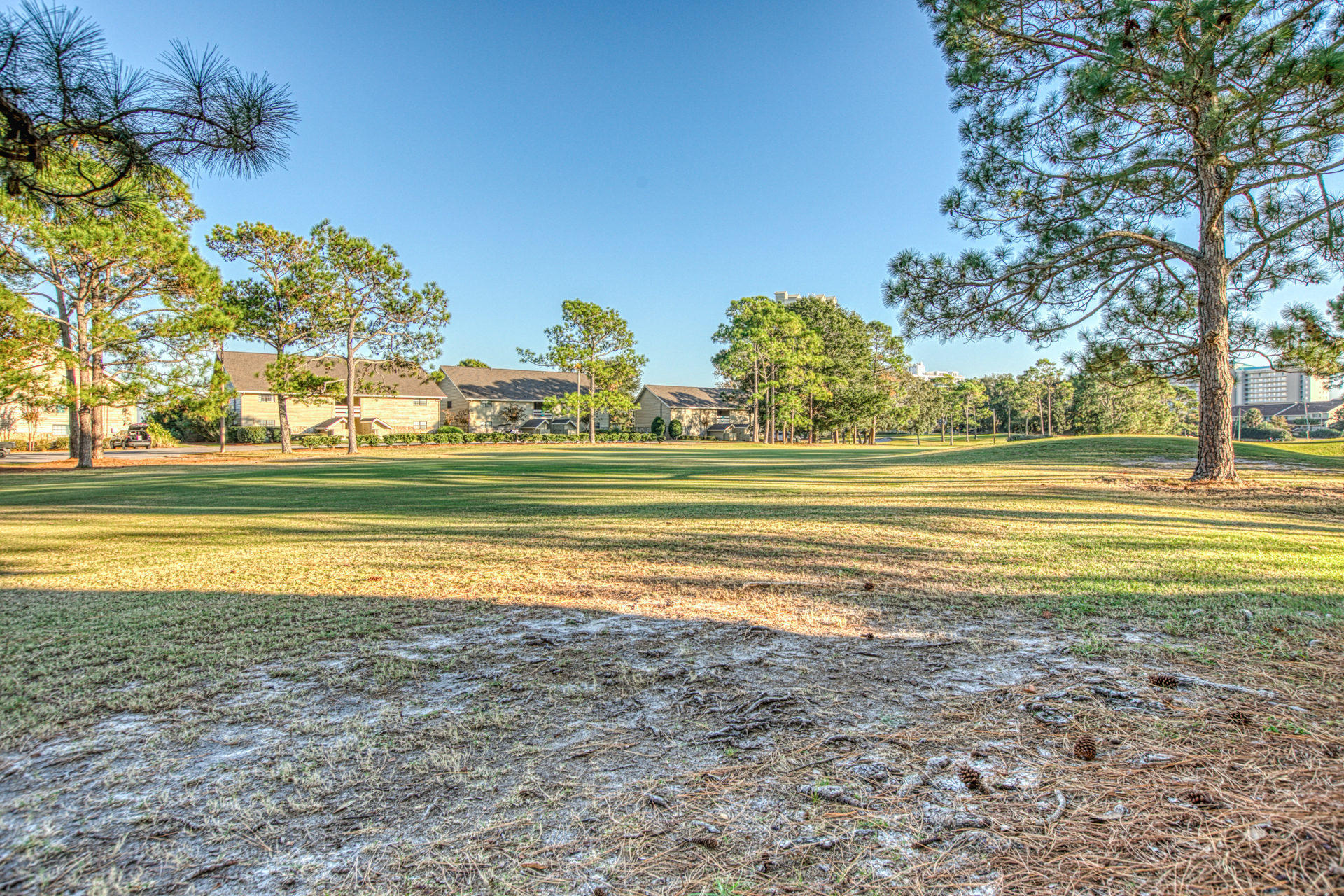 SEASCAPE CONDO GARDEN VILLA - Residential