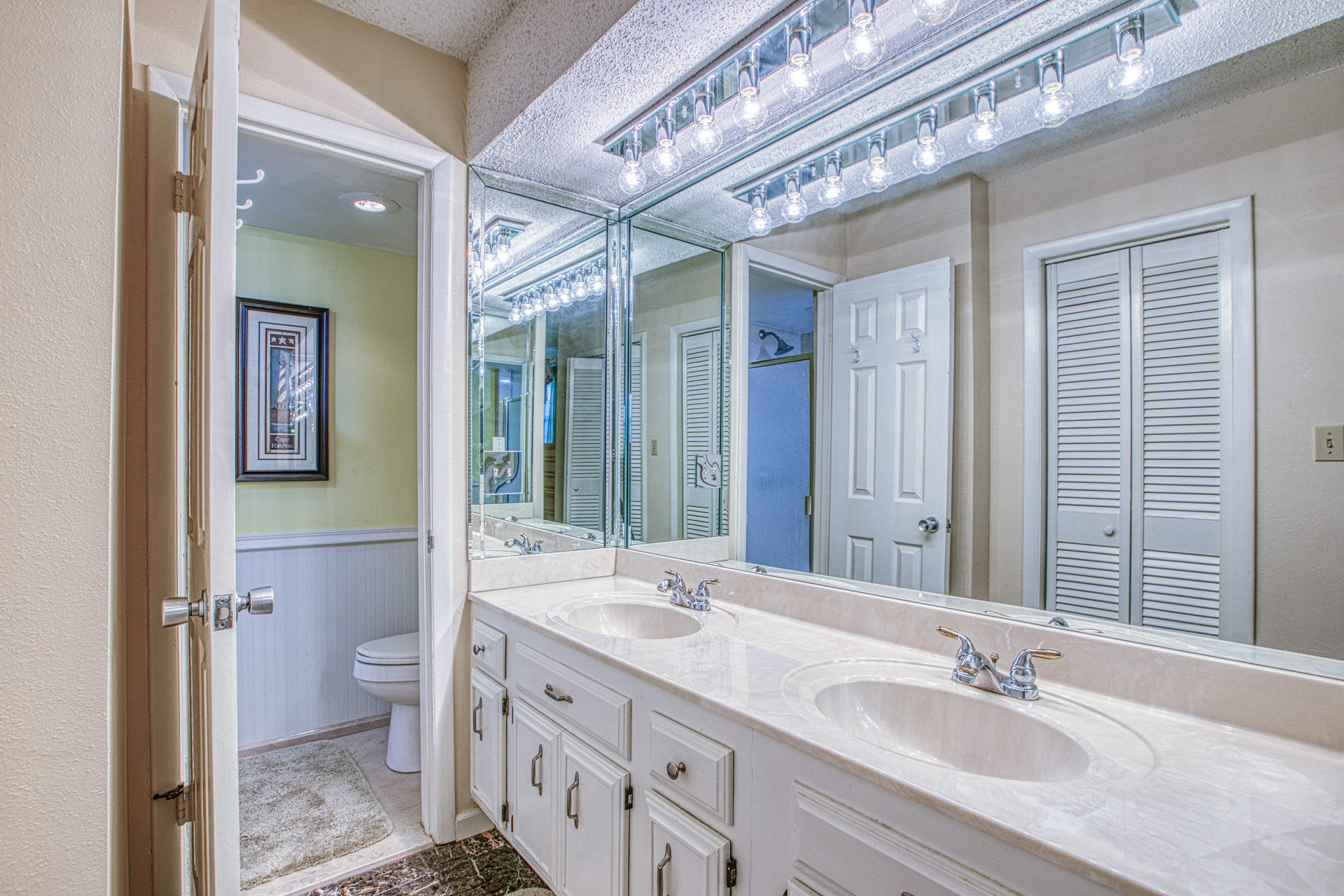 SEASCAPE CONDO GARDEN VILLA - Residential