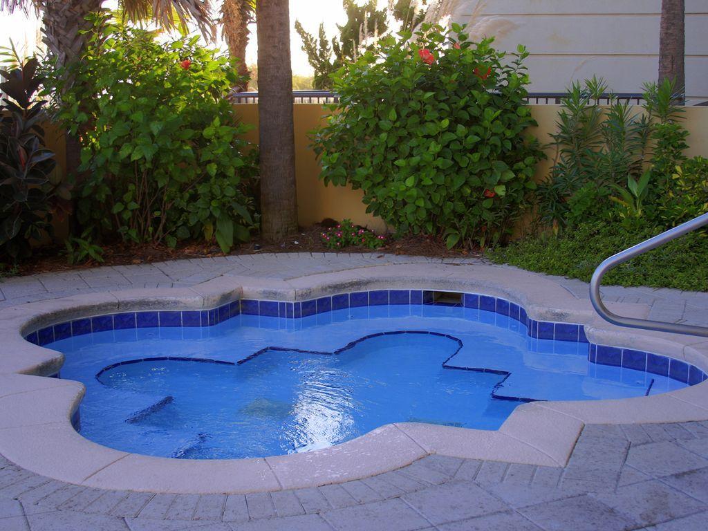 PELICAN ISLE - Residential