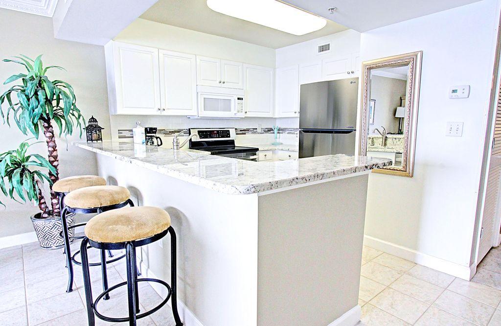 PELICAN ISLE - Residential