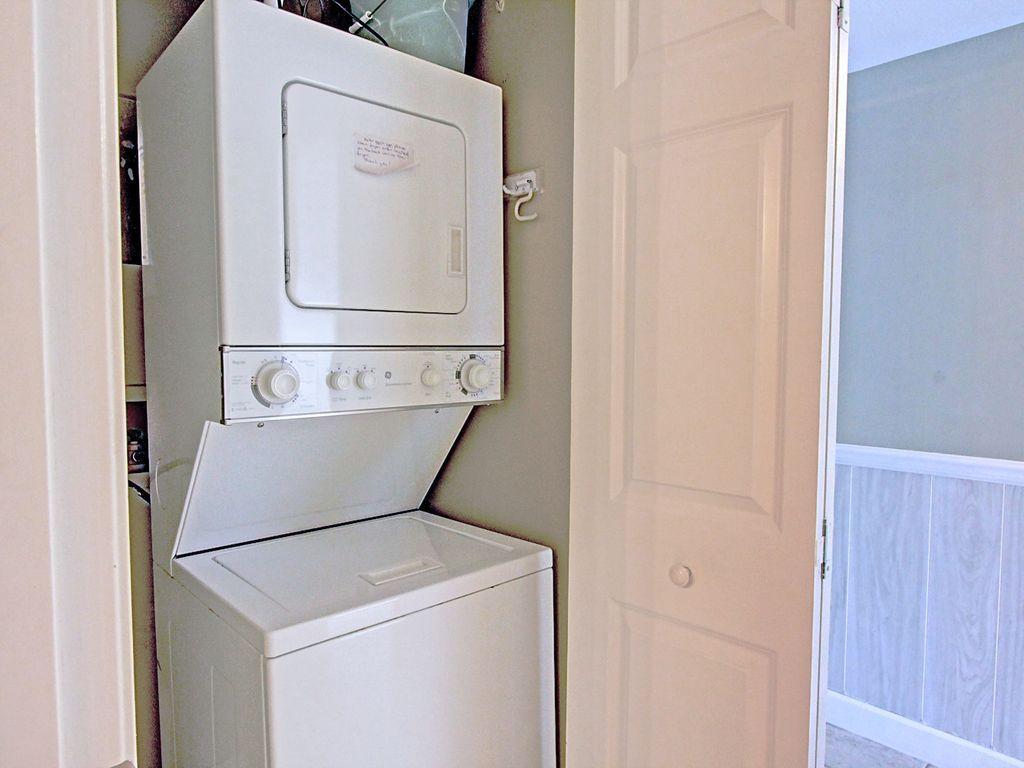 PELICAN ISLE - Residential