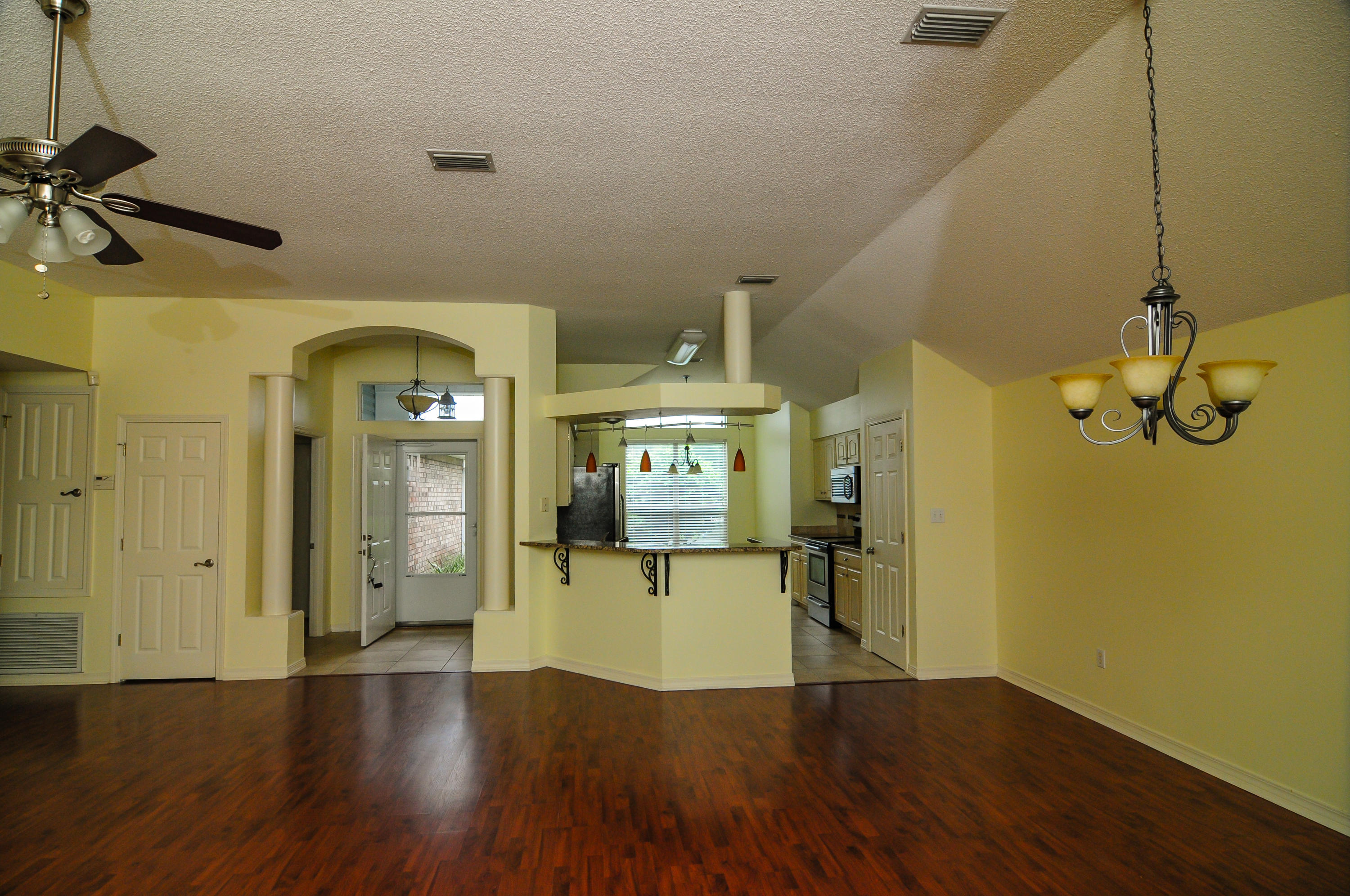 MAGNOLIA SHORES S/D - Residential