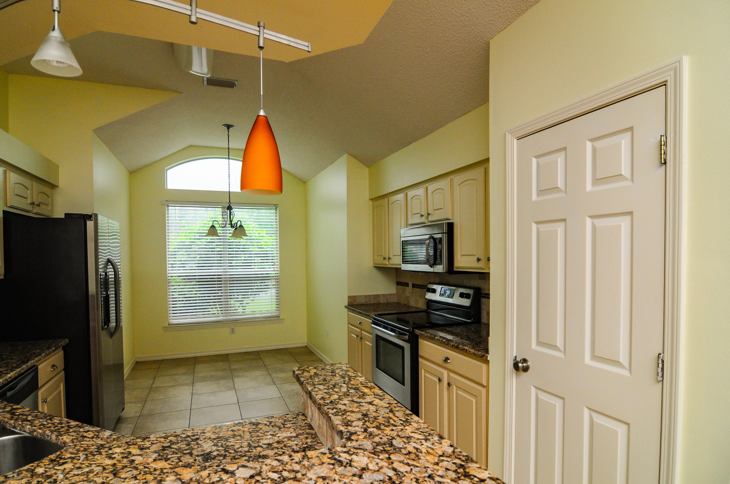 MAGNOLIA SHORES S/D - Residential