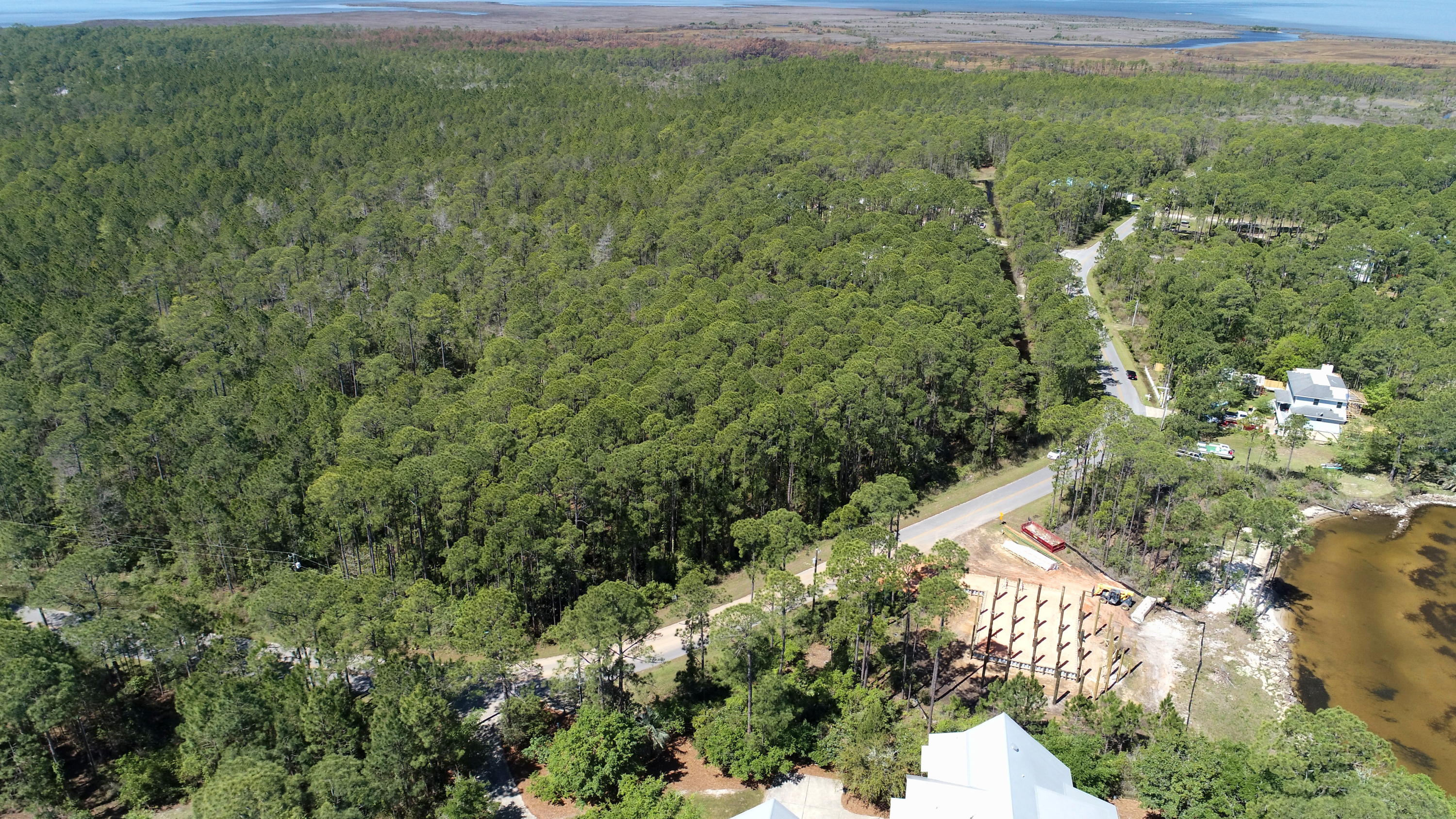 WHISPERING PINES - Land