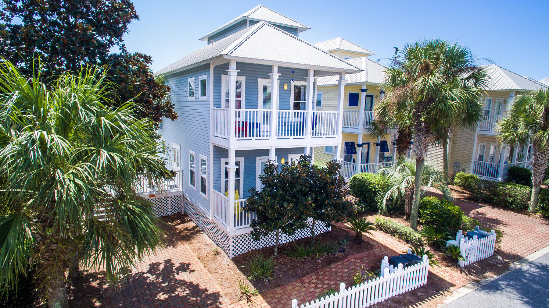 OLD FLORIDA COTTAGES - Residential