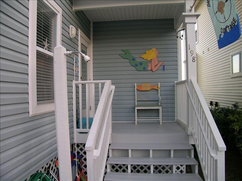 OLD FLORIDA COTTAGES - Residential