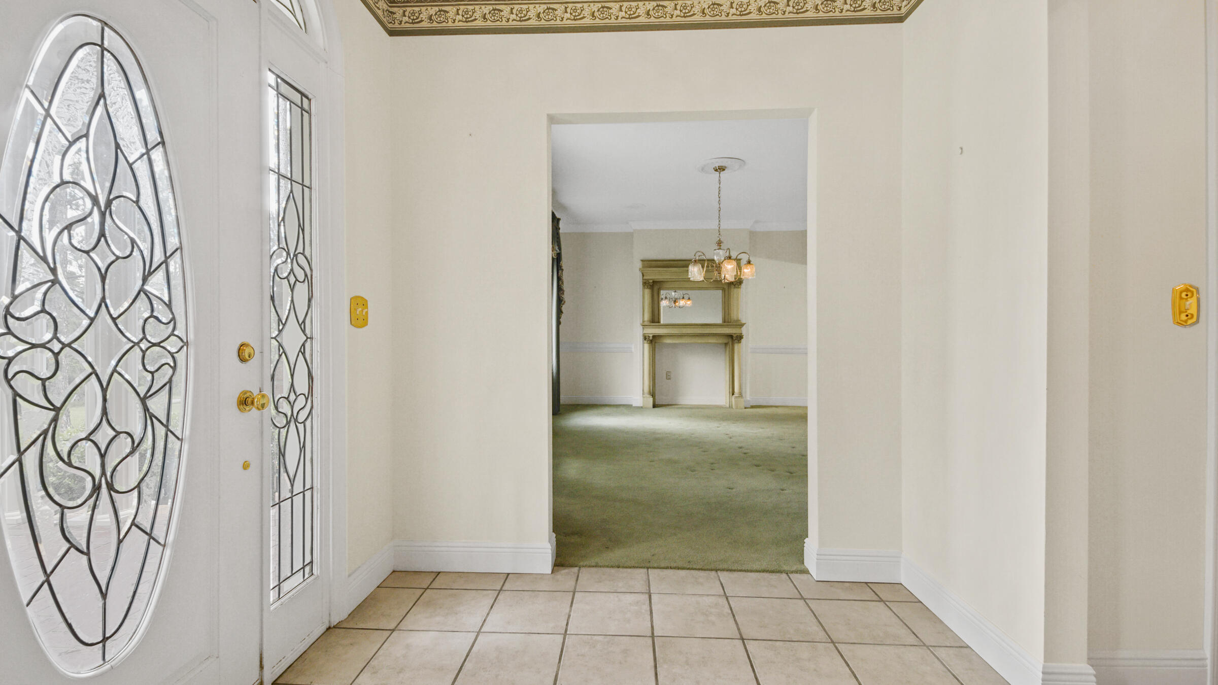 PINE SHORES - Residential