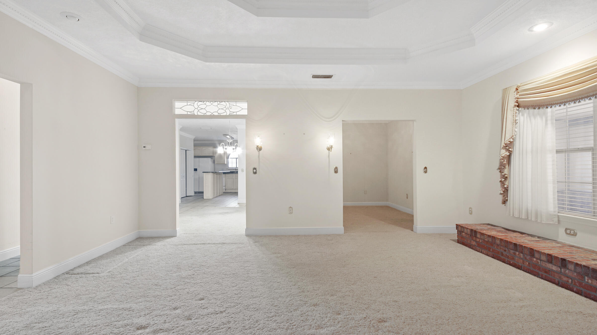 PINE SHORES - Residential