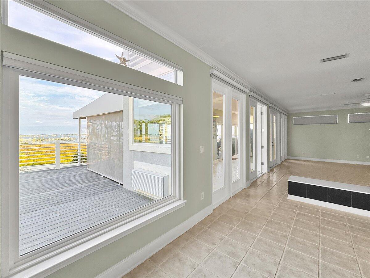 SPARKLING WATERS - Residential