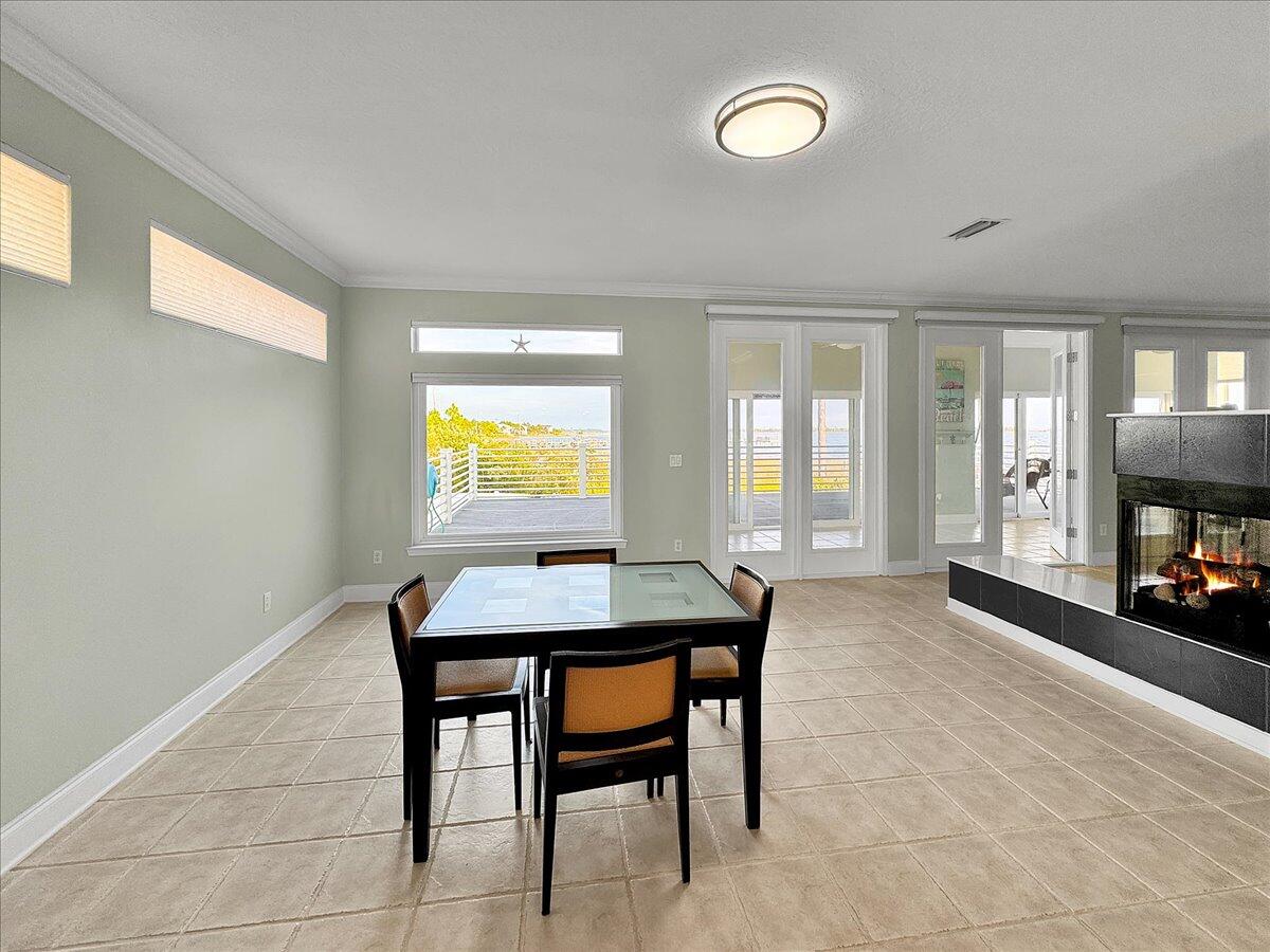 SPARKLING WATERS - Residential