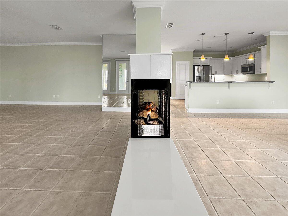 SPARKLING WATERS - Residential