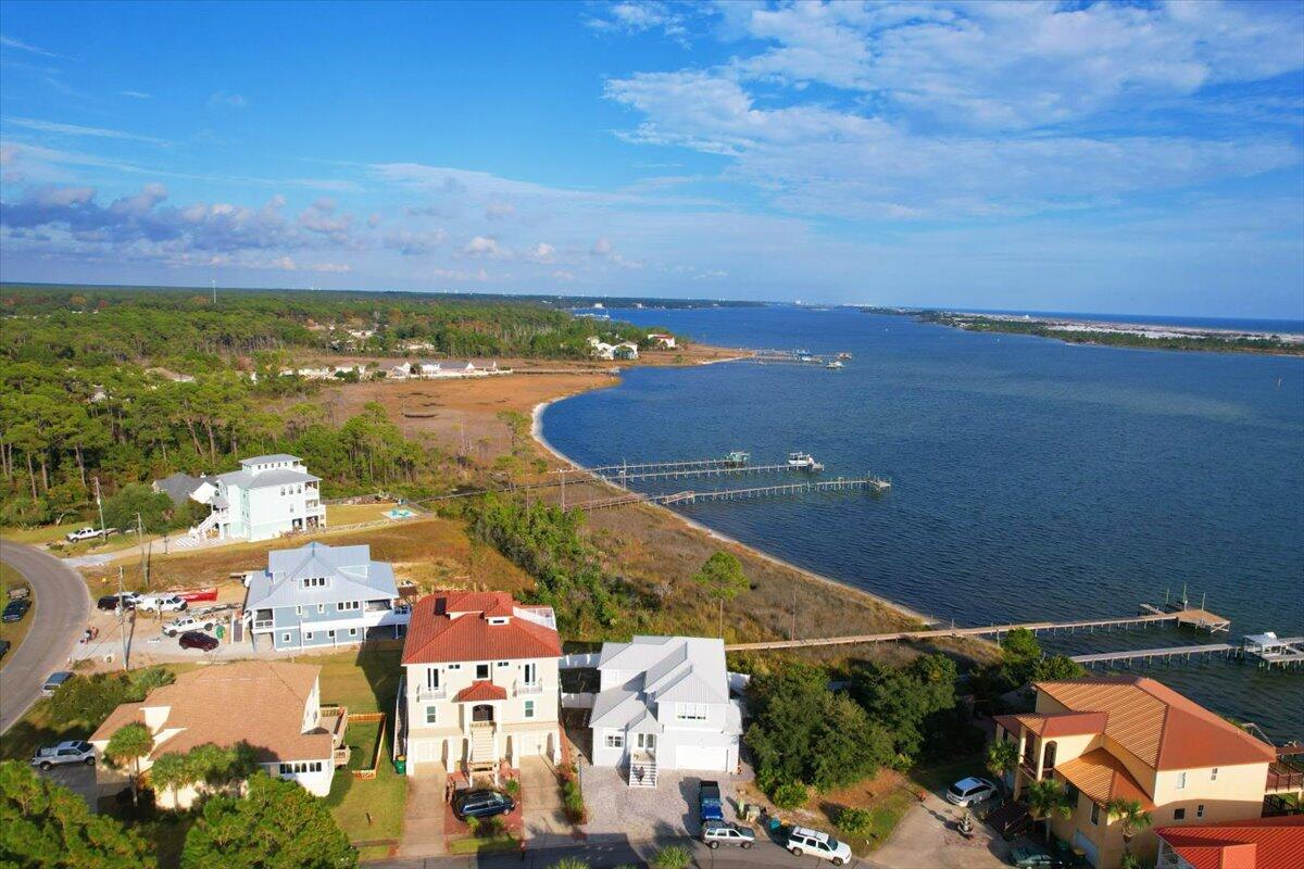 SPARKLING WATERS - Residential