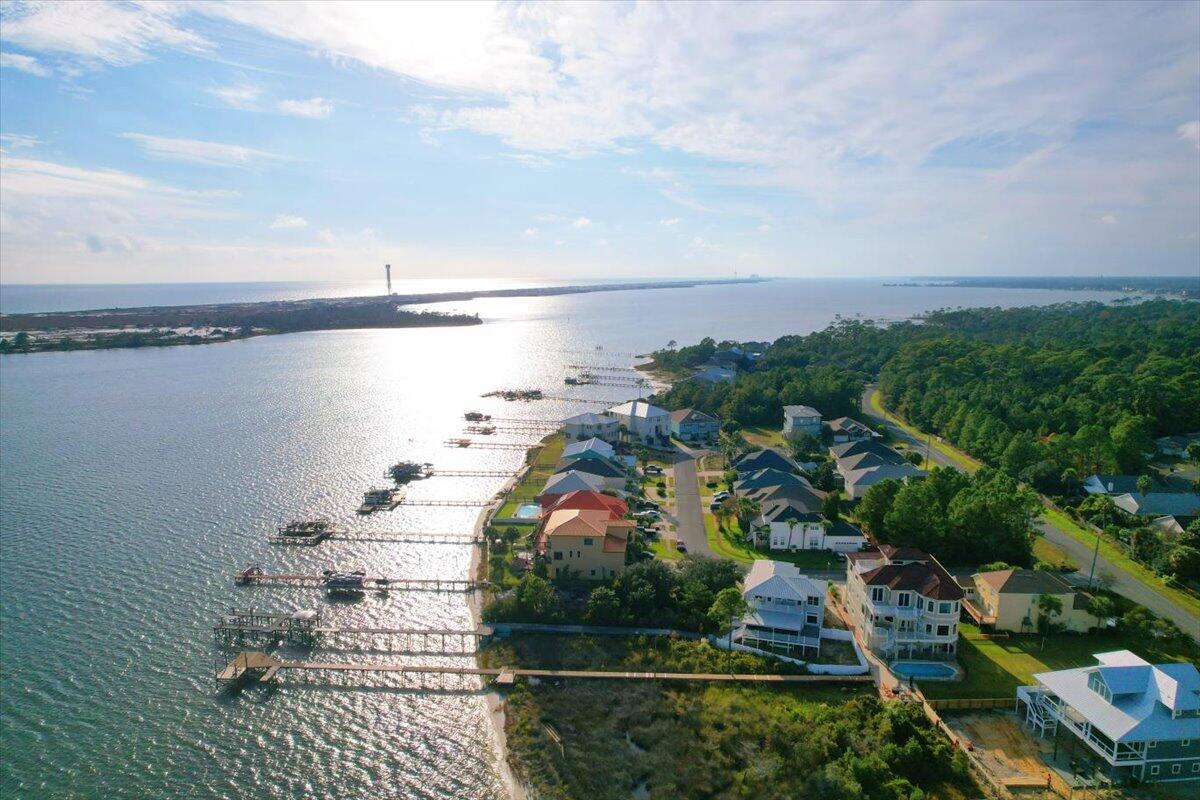 SPARKLING WATERS - Residential