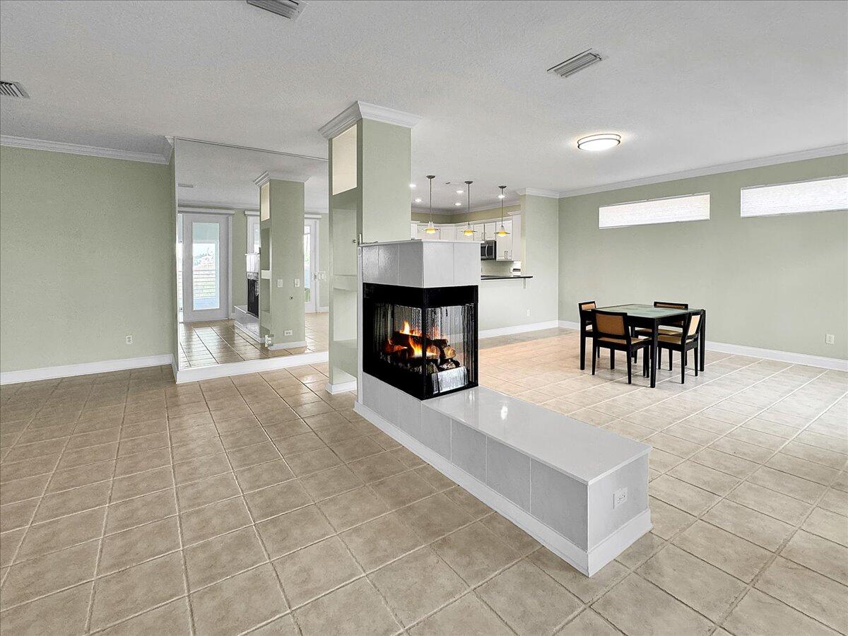 SPARKLING WATERS - Residential