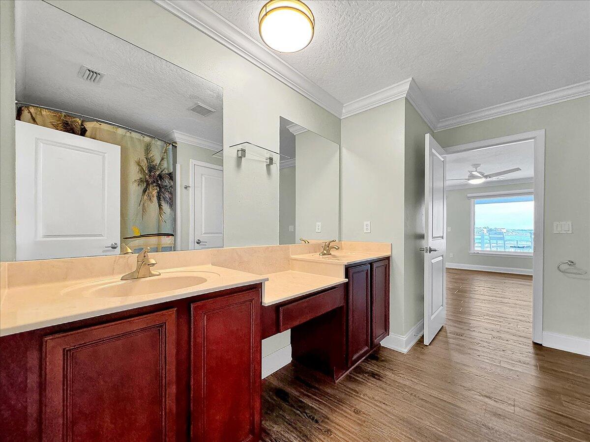 SPARKLING WATERS - Residential