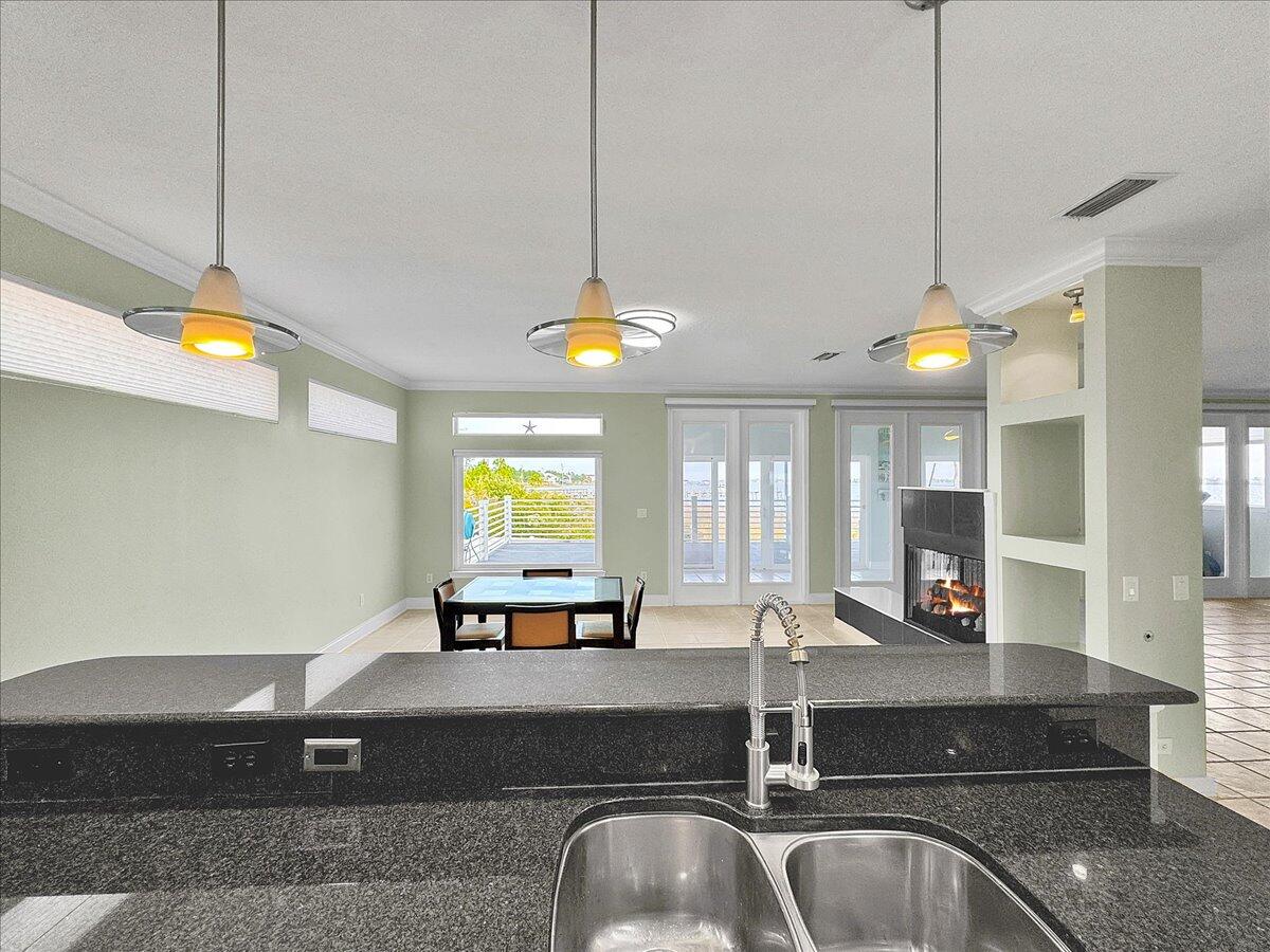 SPARKLING WATERS - Residential