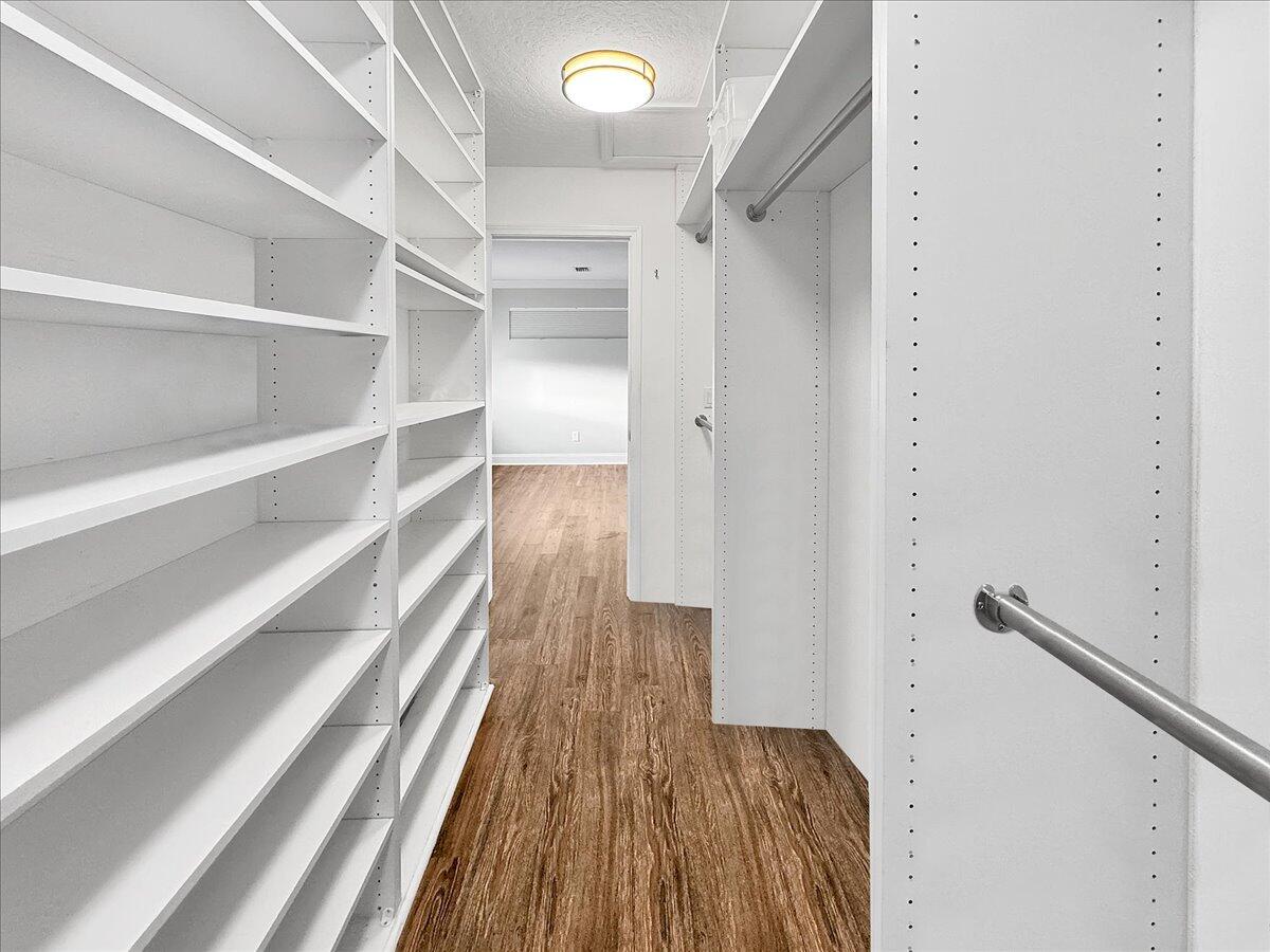 SPARKLING WATERS - Residential