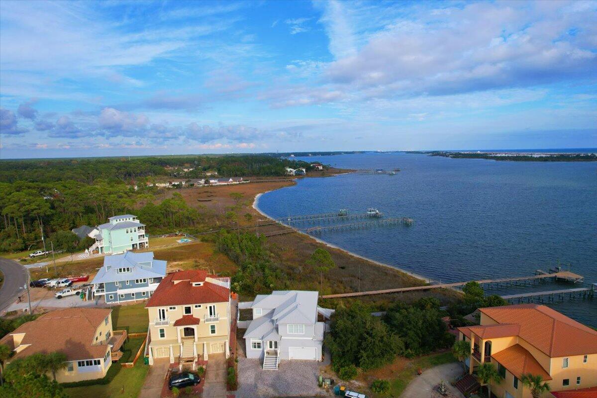 SPARKLING WATERS - Residential