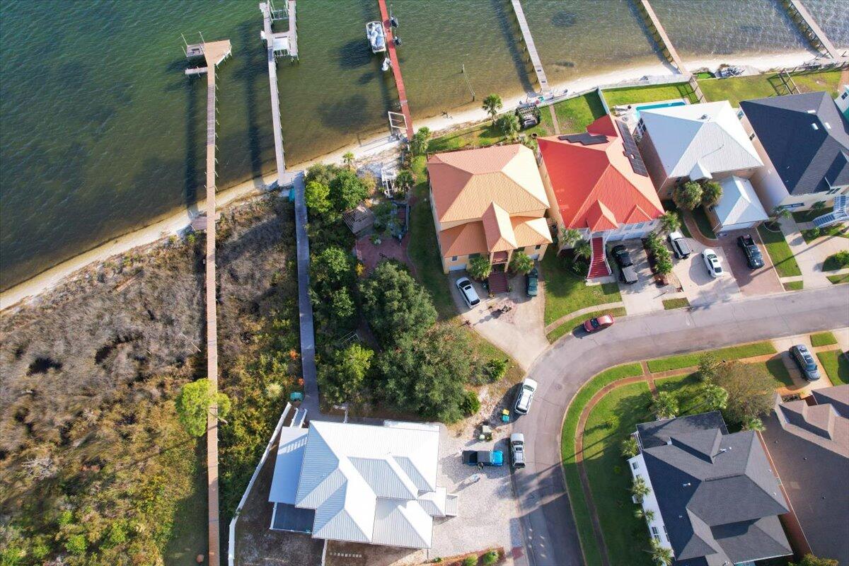 SPARKLING WATERS - Residential