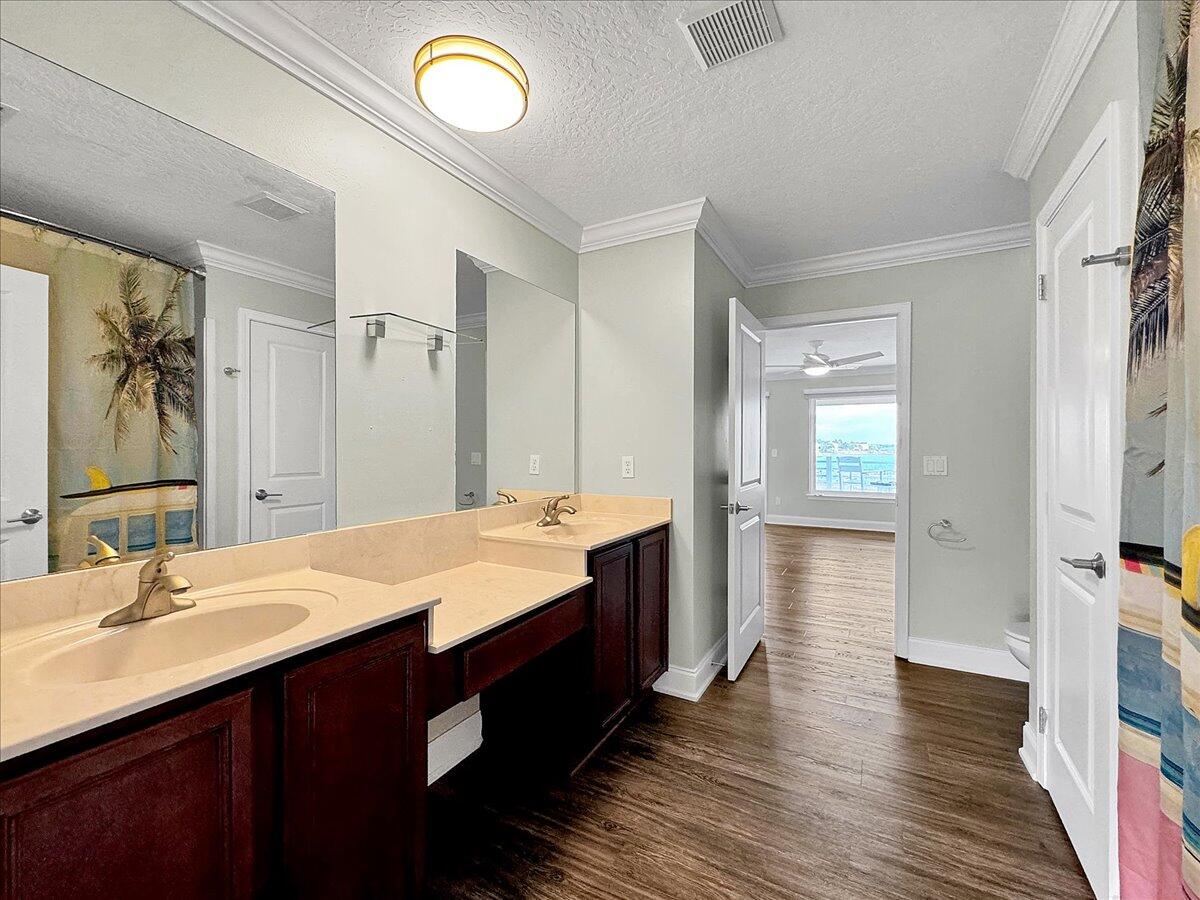 SPARKLING WATERS - Residential