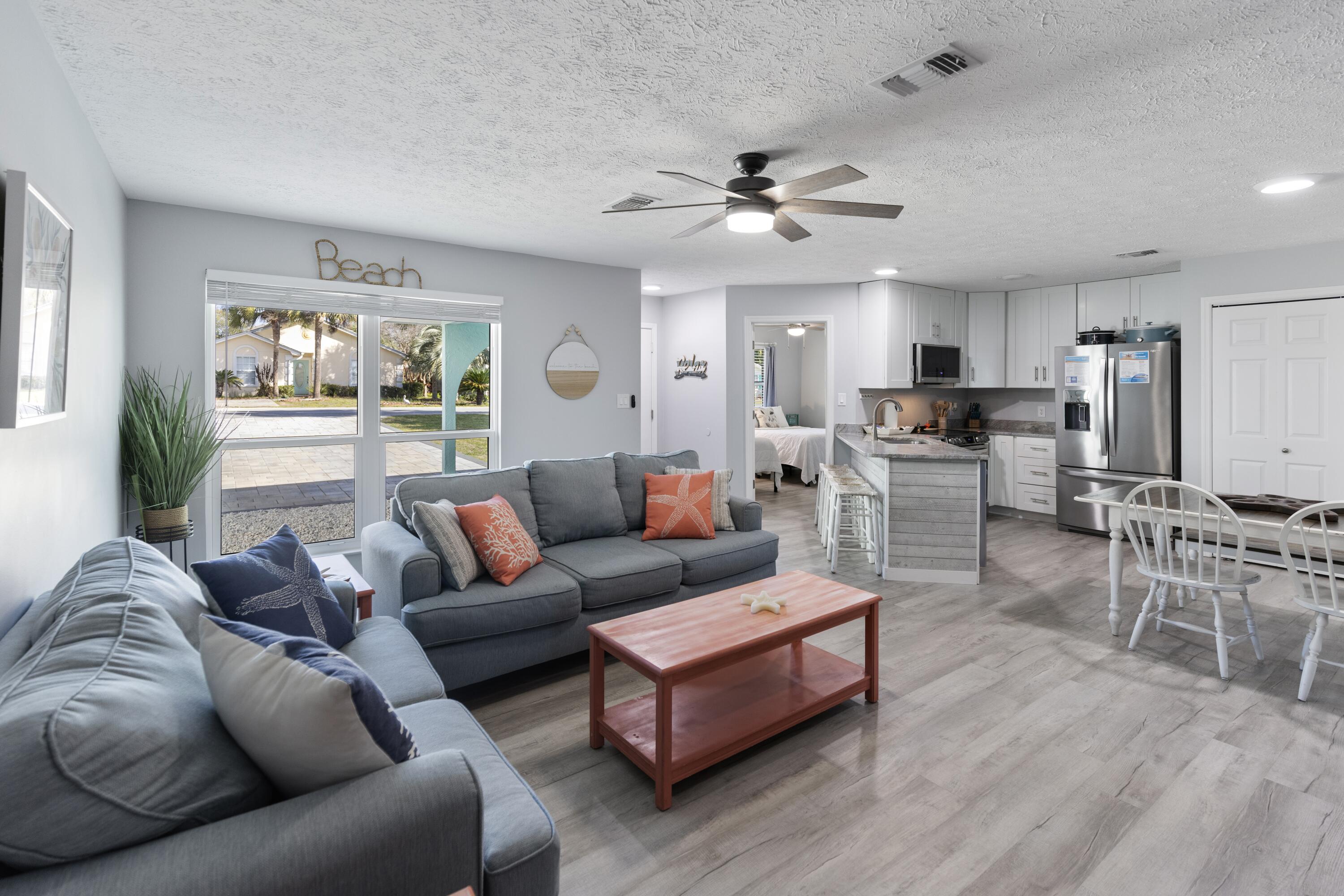 RIVIERA BEACH - Residential