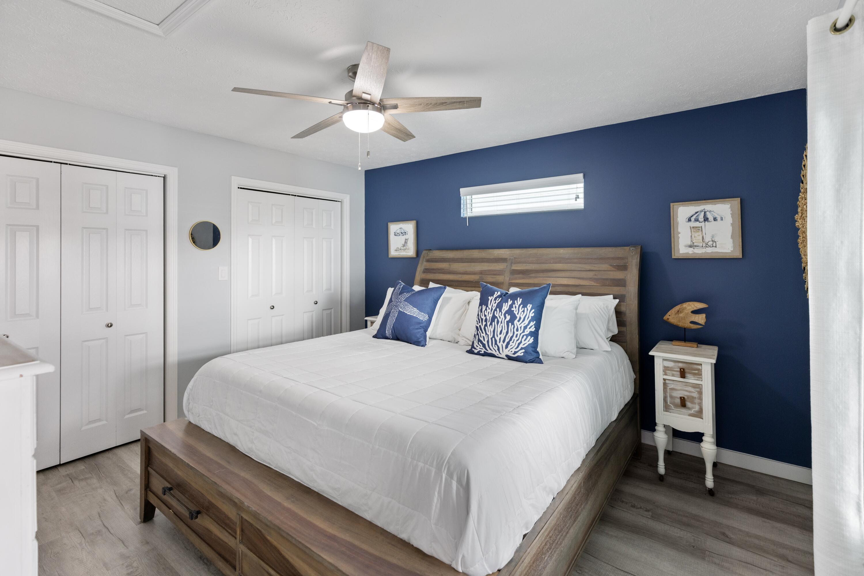 RIVIERA BEACH - Residential