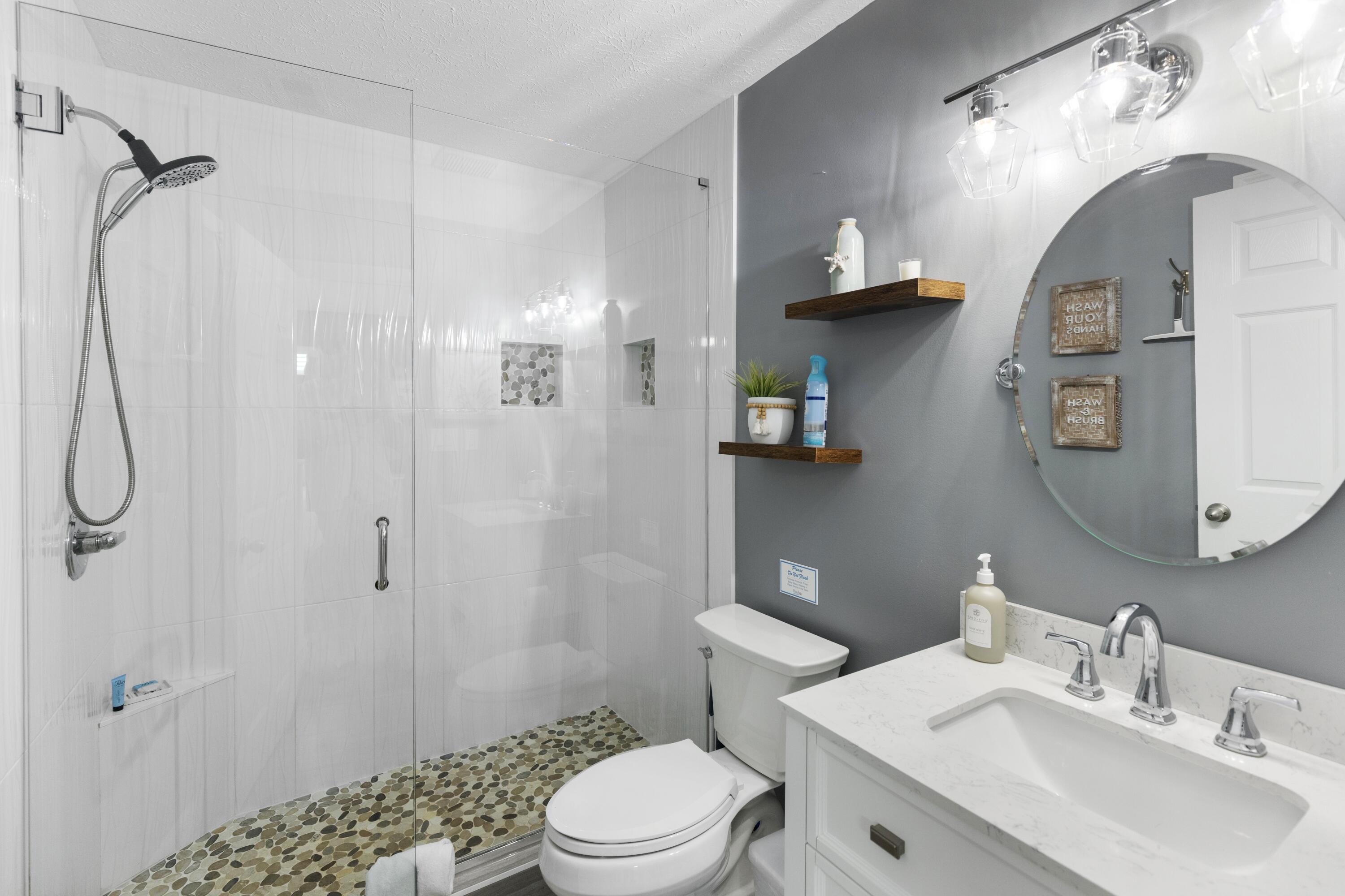 RIVIERA BEACH - Residential